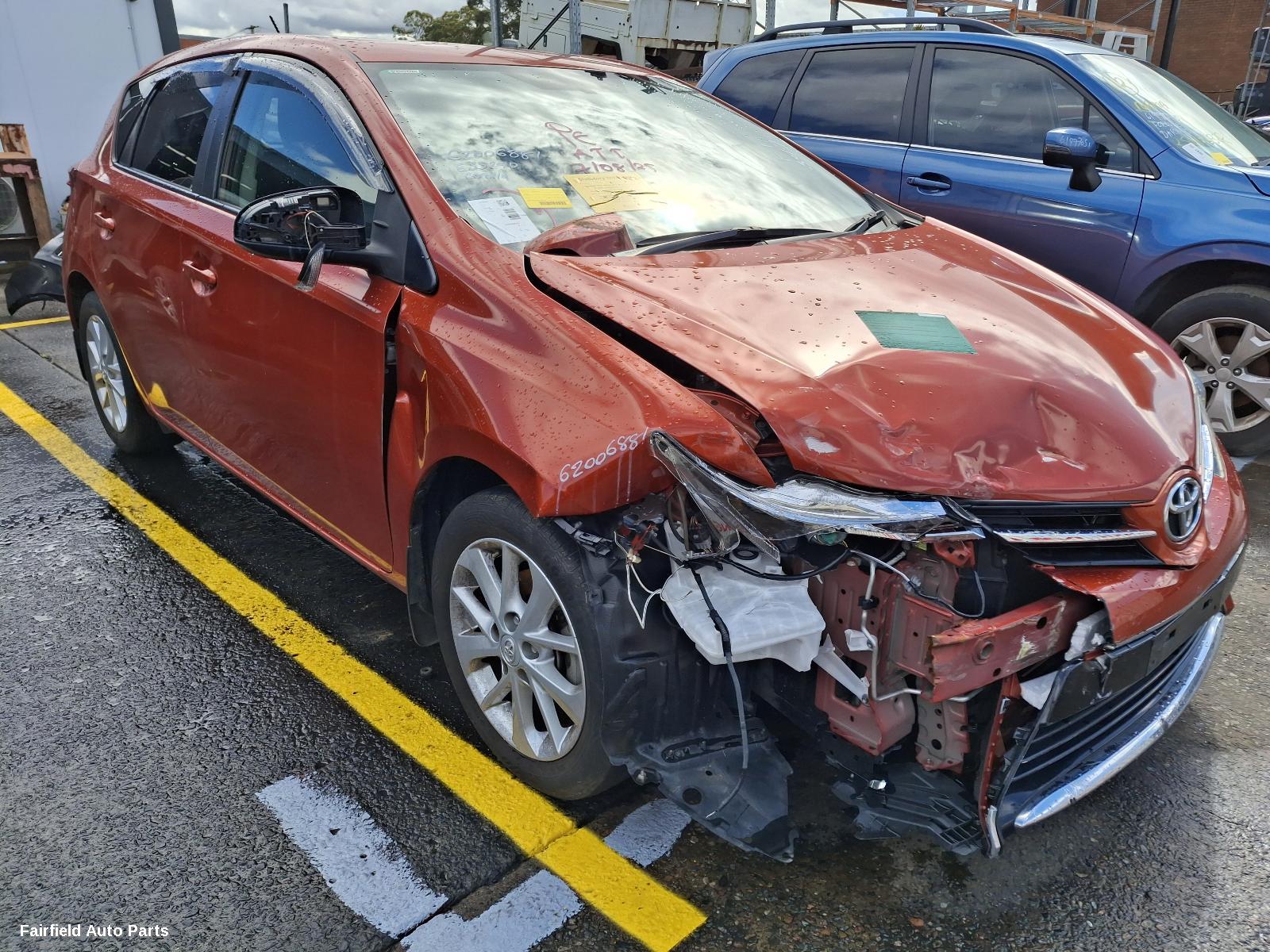 2014 Toyota Corolla Right Rear Door Sliding