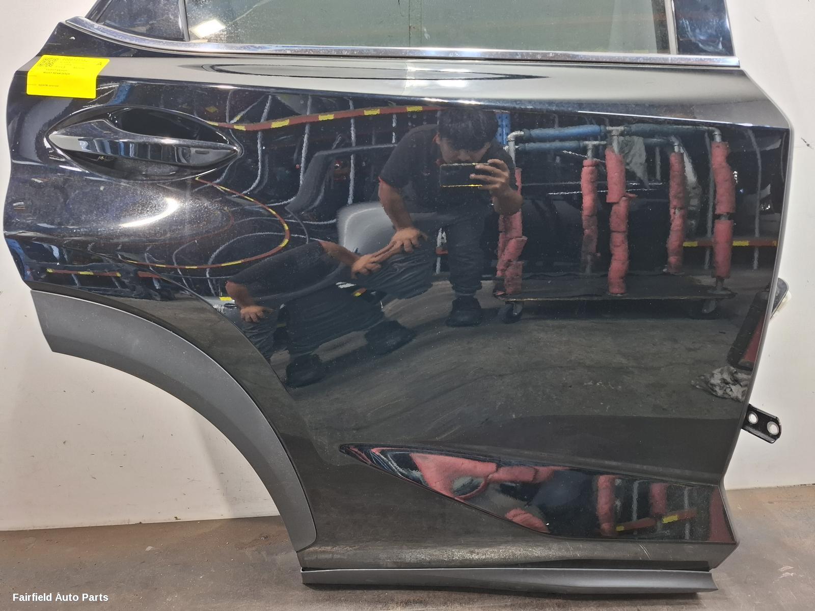 2014-2021 Lexus Nx Right Rear Door Sliding
