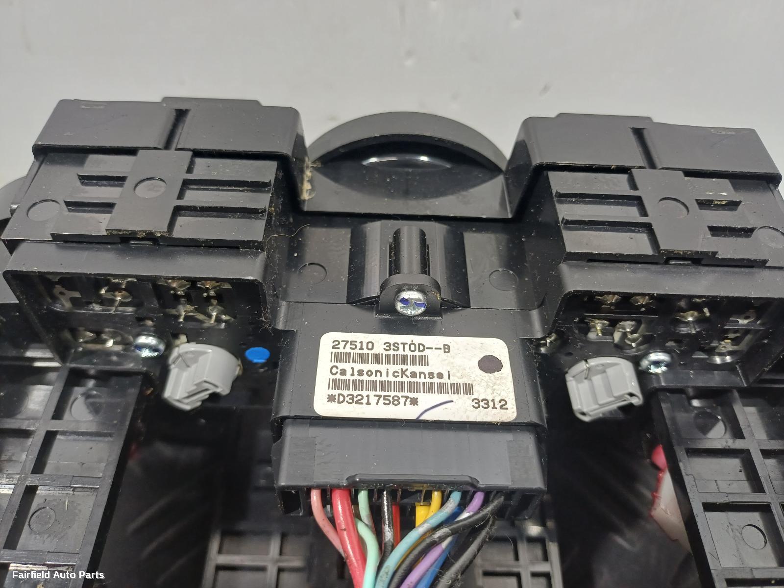 2012-2017 Nissan Pulsar Heater Ac Controls