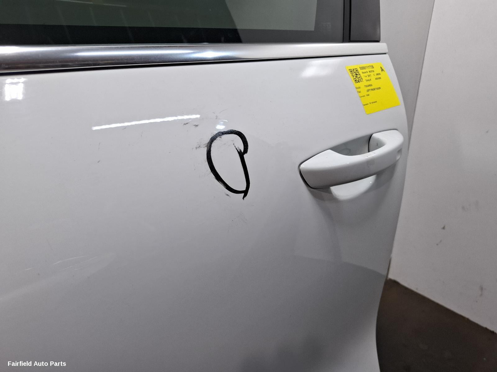 2010-2018 Volkswagen Touareg Left Front Door