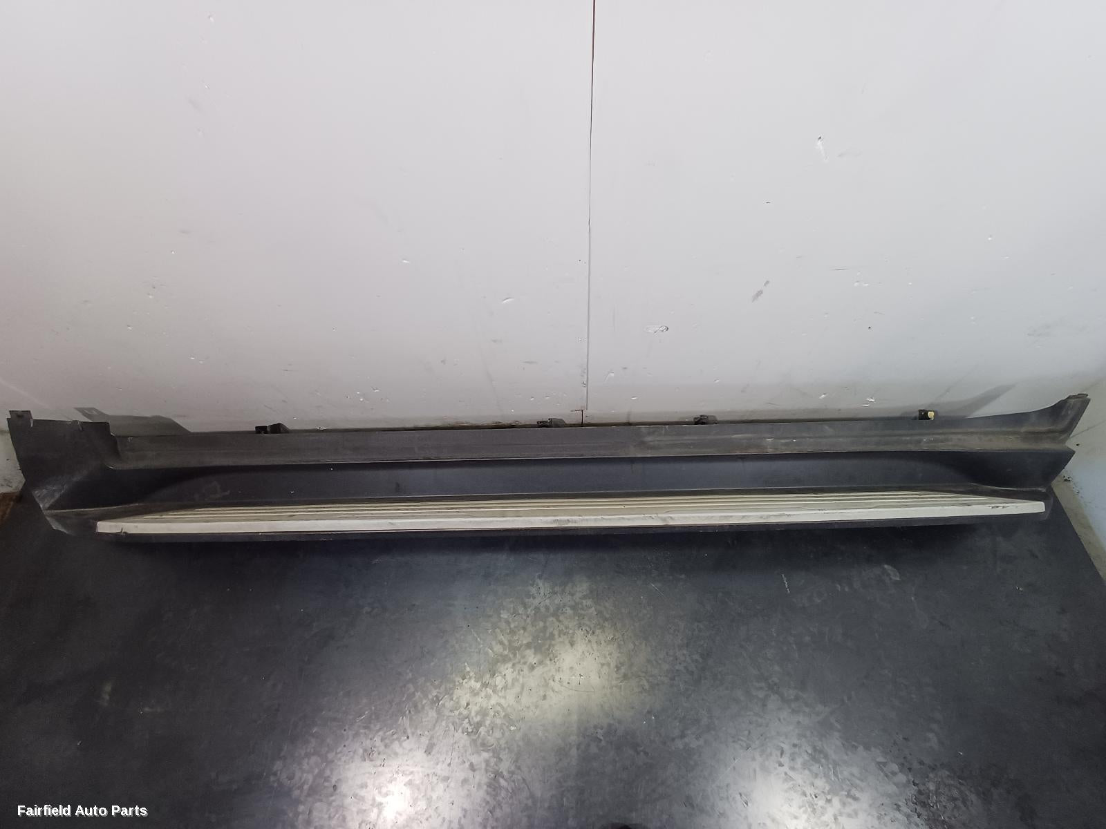 2017-2025 Ldv D90 Side Step Skirt