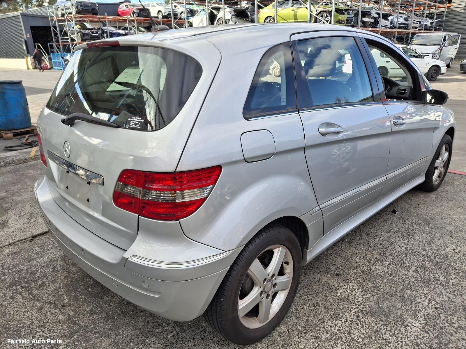 2007 Mercedes B Class Right Headlamp
