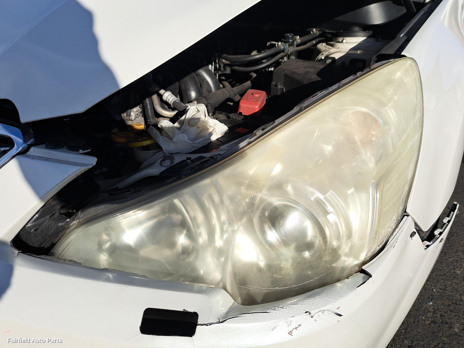 2010 Subaru Liberty Right Rear Door Sliding