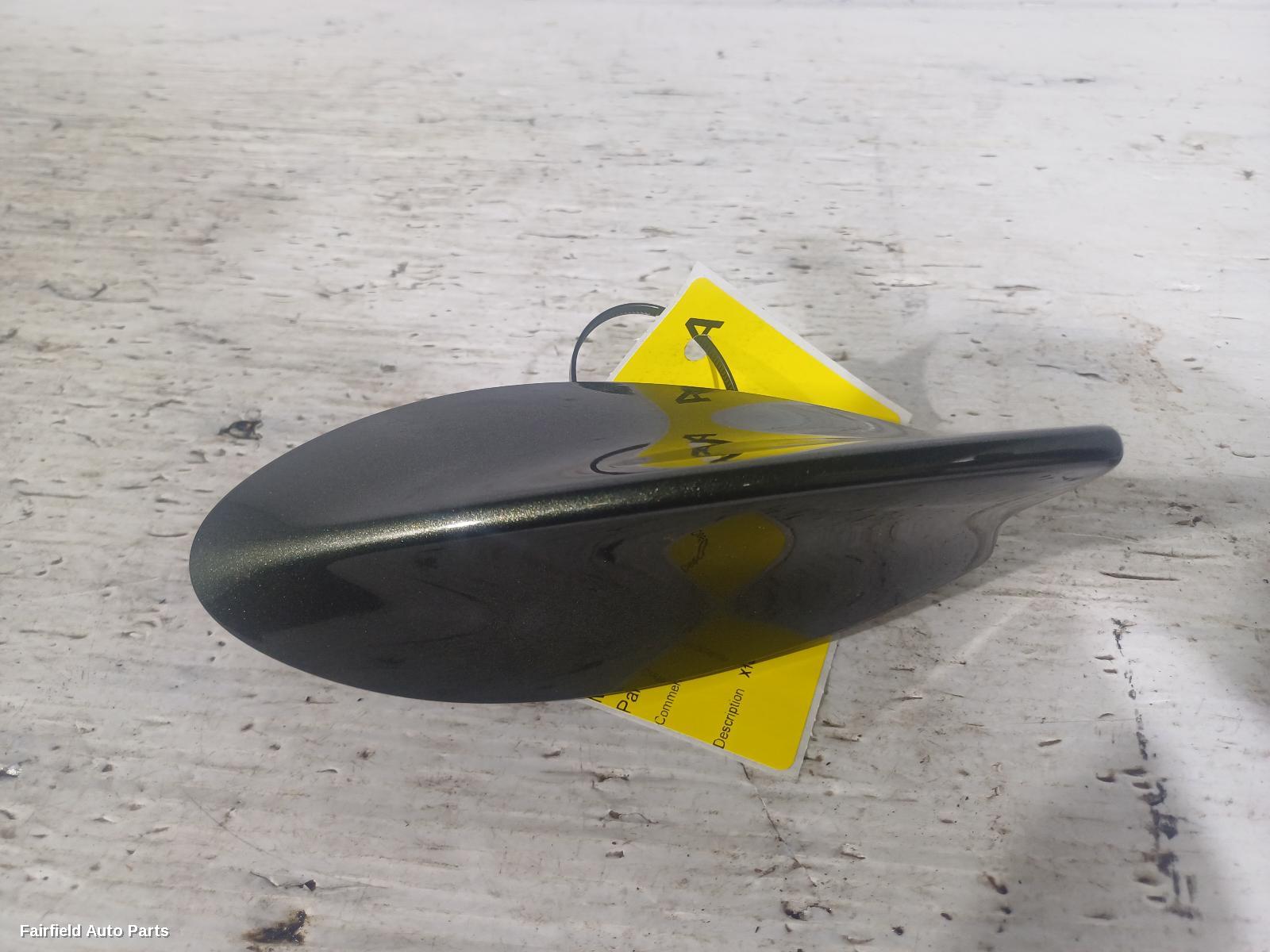 2018-2025 Lexus Ux Antenna