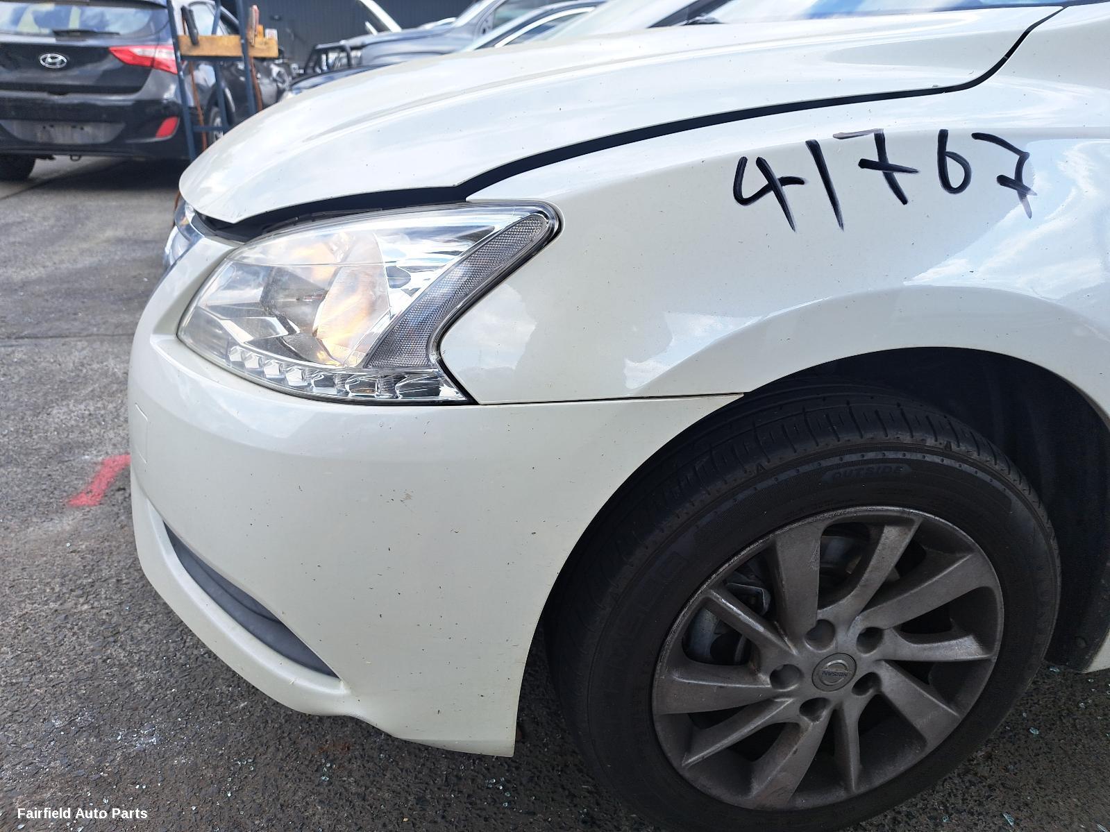 2016 Nissan Pulsar Left Headlamp