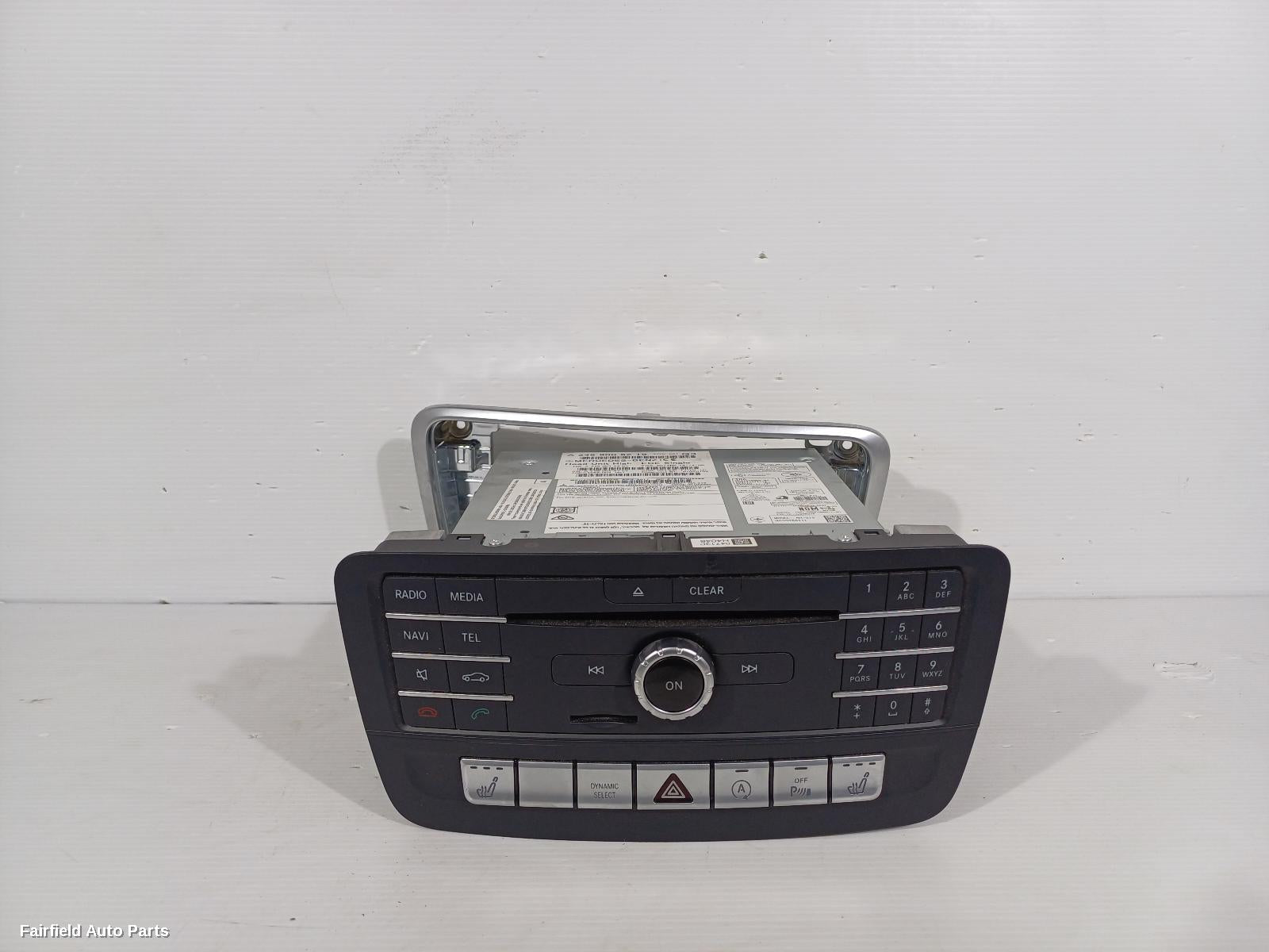 2013-2019 Mercedes Cla Class Radio Cd Dvd Sat Tv