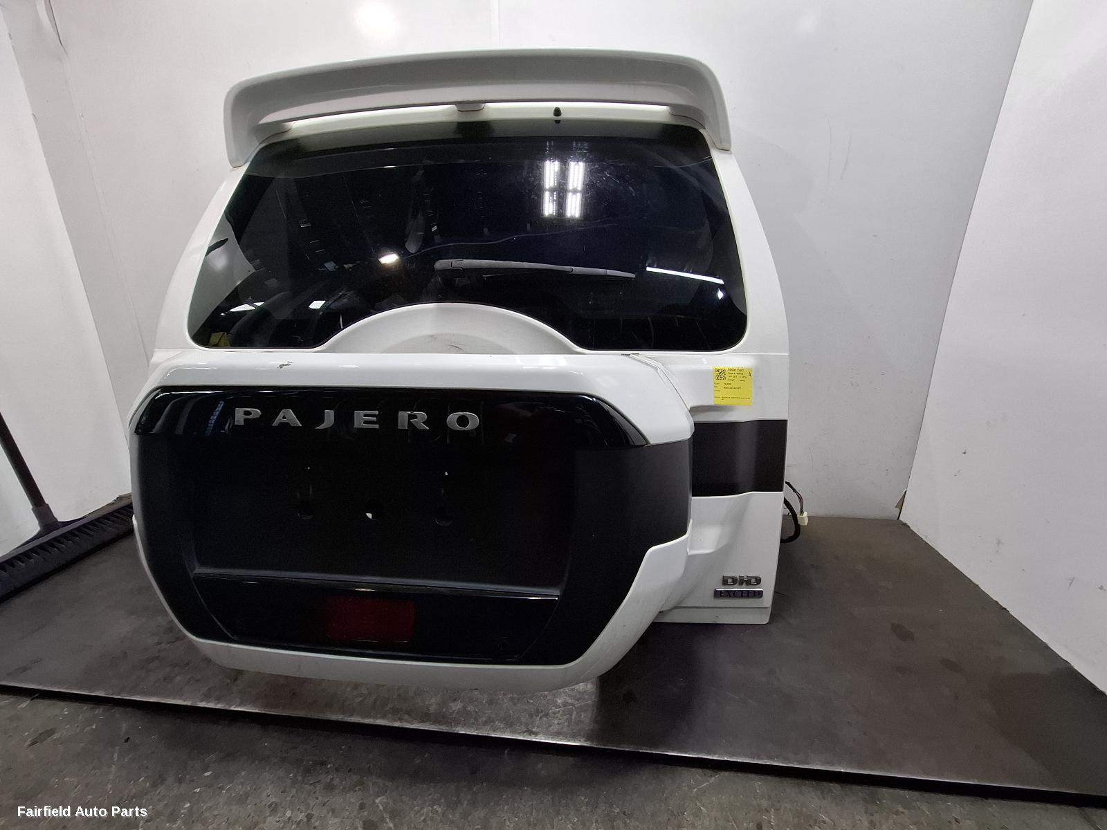 2014-2021 Mitsubishi Pajero Bootlid Tailgate