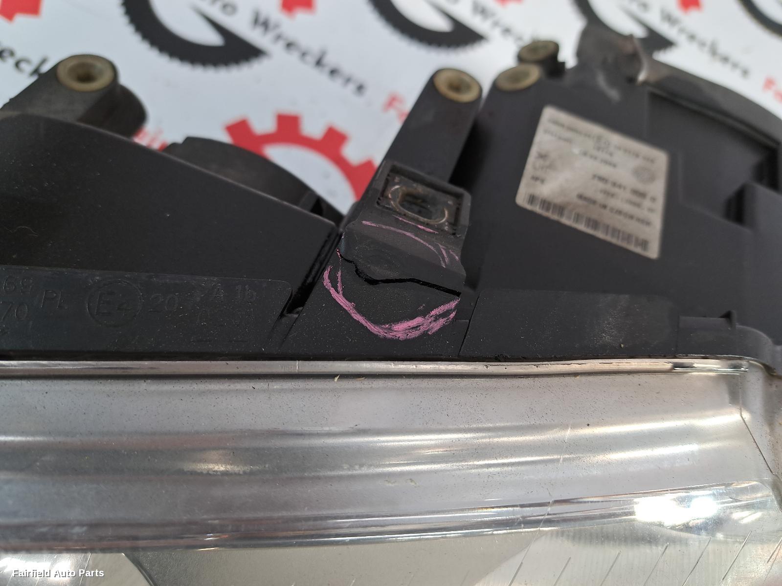 2006 Volkswagen Caddy Left Headlamp