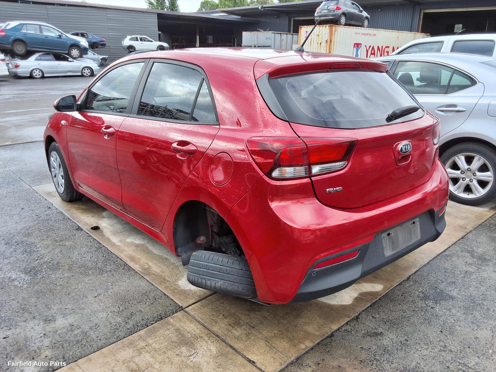 2017 Kia Rio Parcel Shelf