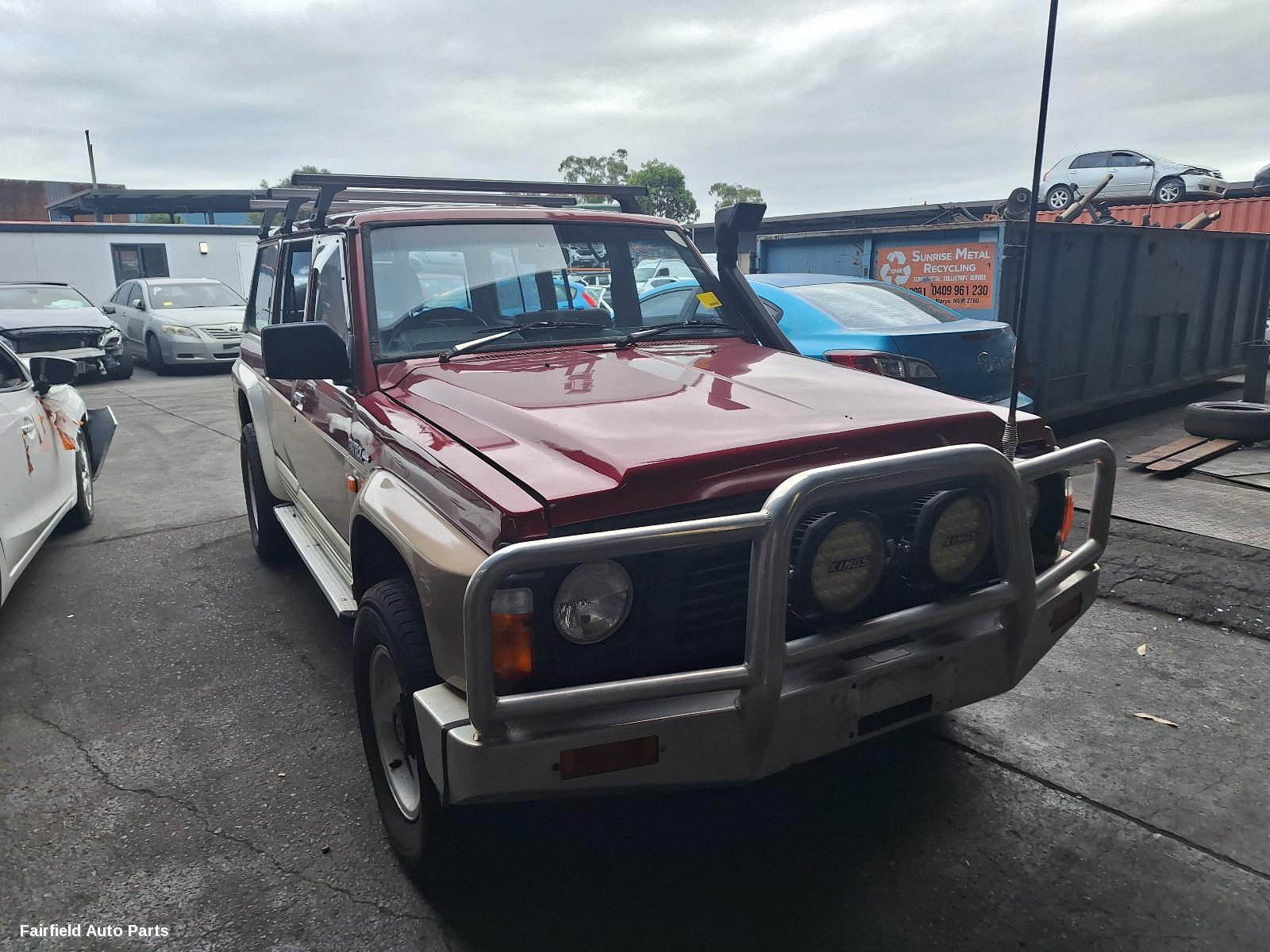 1992 Nissan Patrol Right Indicator Fog Side
