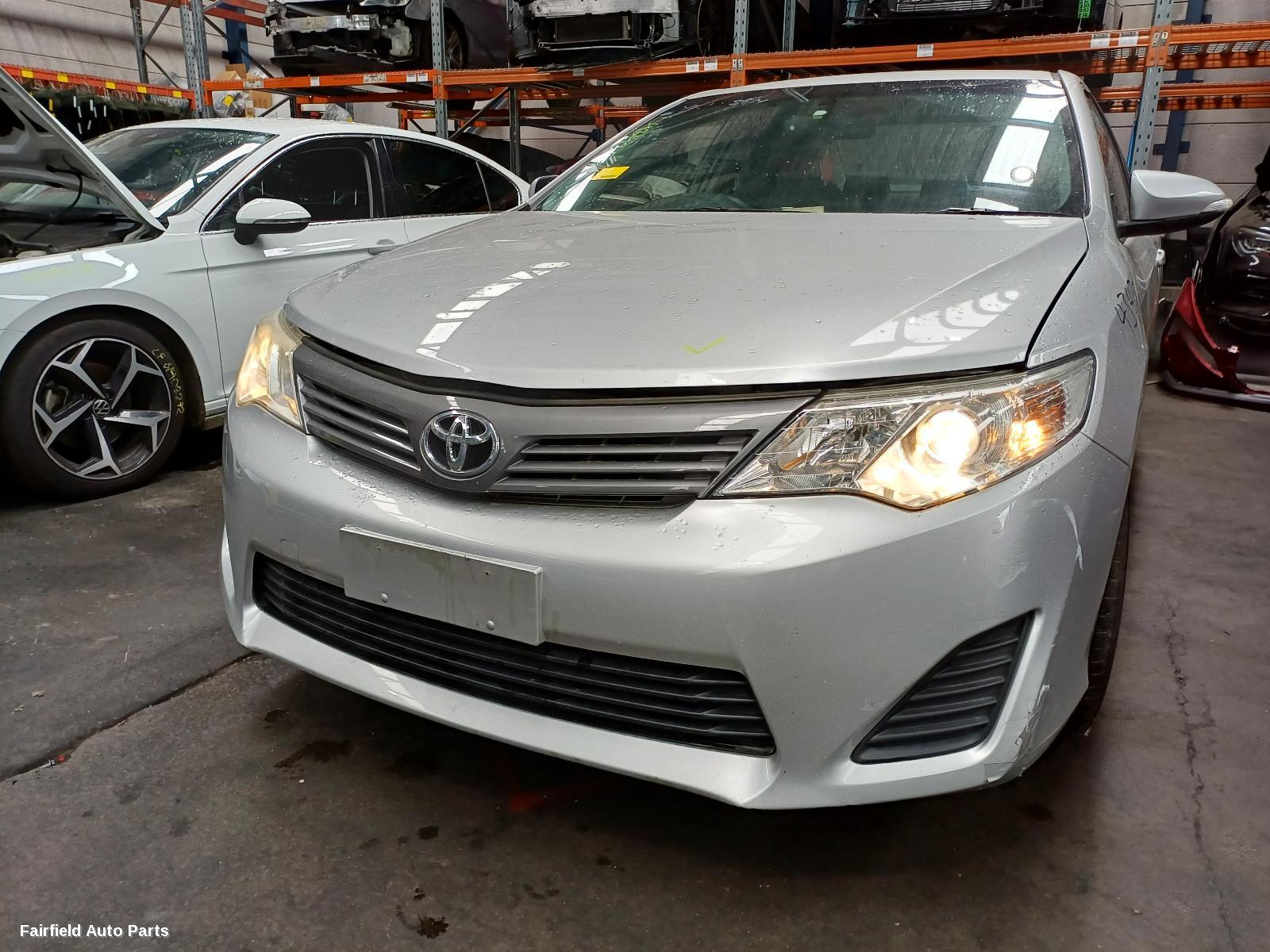 2011-2015 Toyota Camry Rear Garnish
