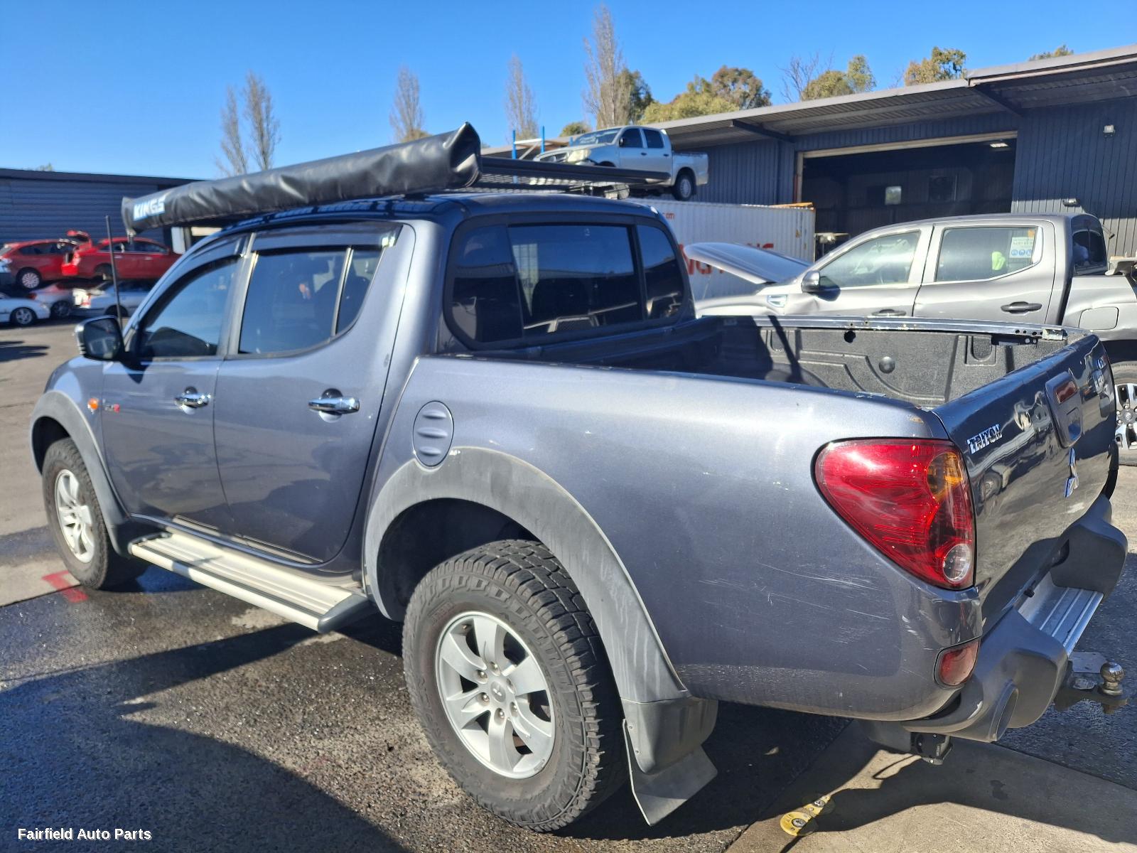 2009 Mitsubishi Triton Right Taillight