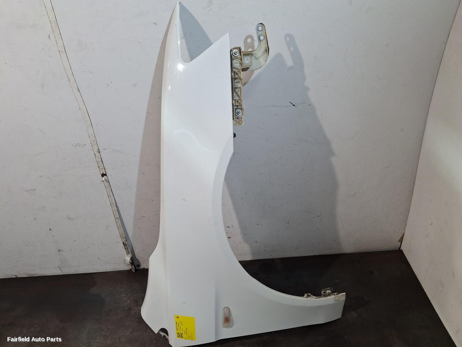 2007-2015 Mitsubishi Lancer Right Guard