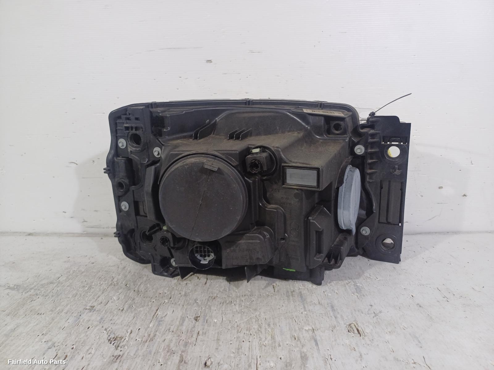 2014-2016 Land Rover Discovery Left Headlamp