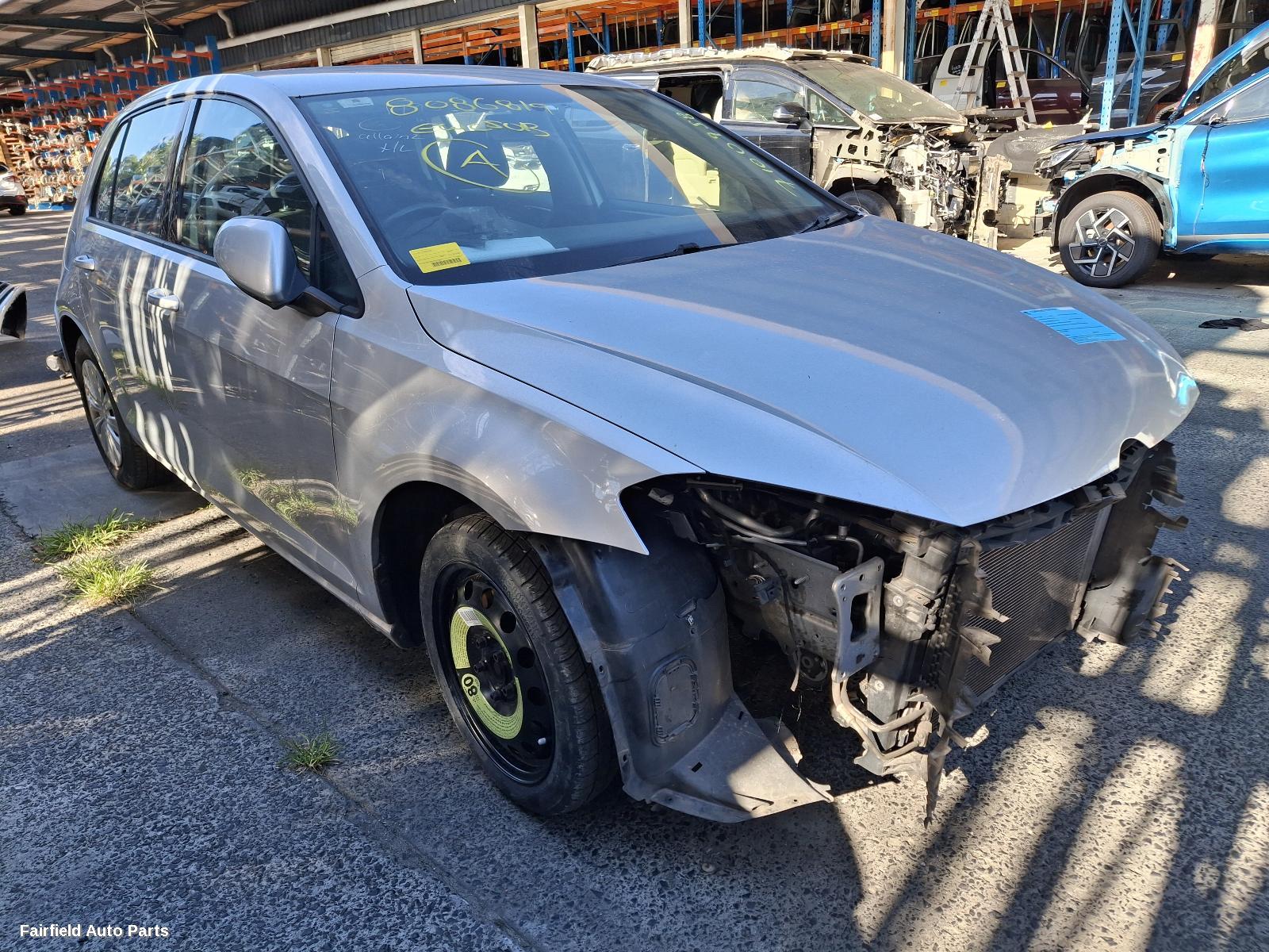 2016 Volkswagen Golf Left Front Hub Assembly