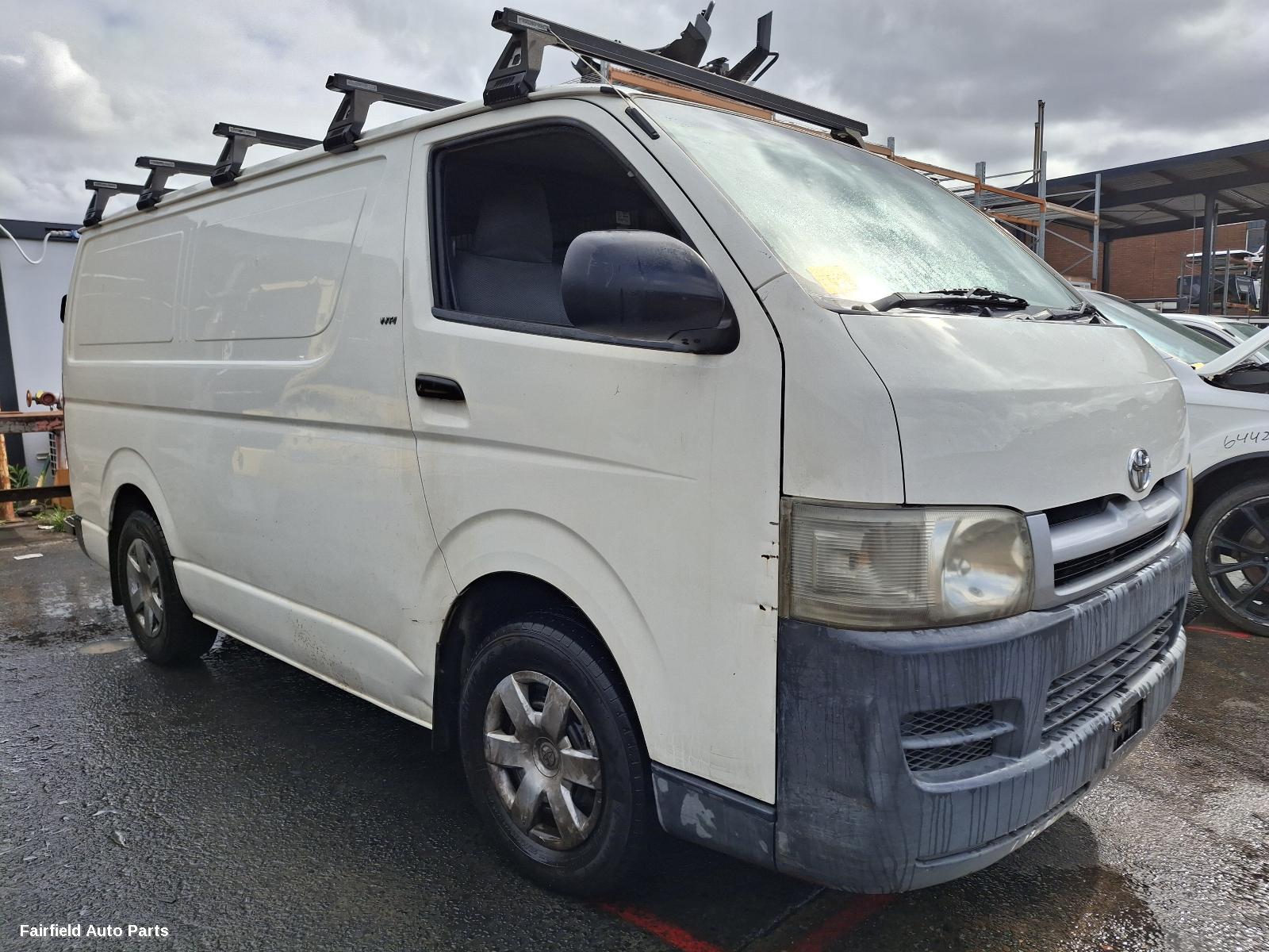 2007 Toyota Hiace Differential Centre