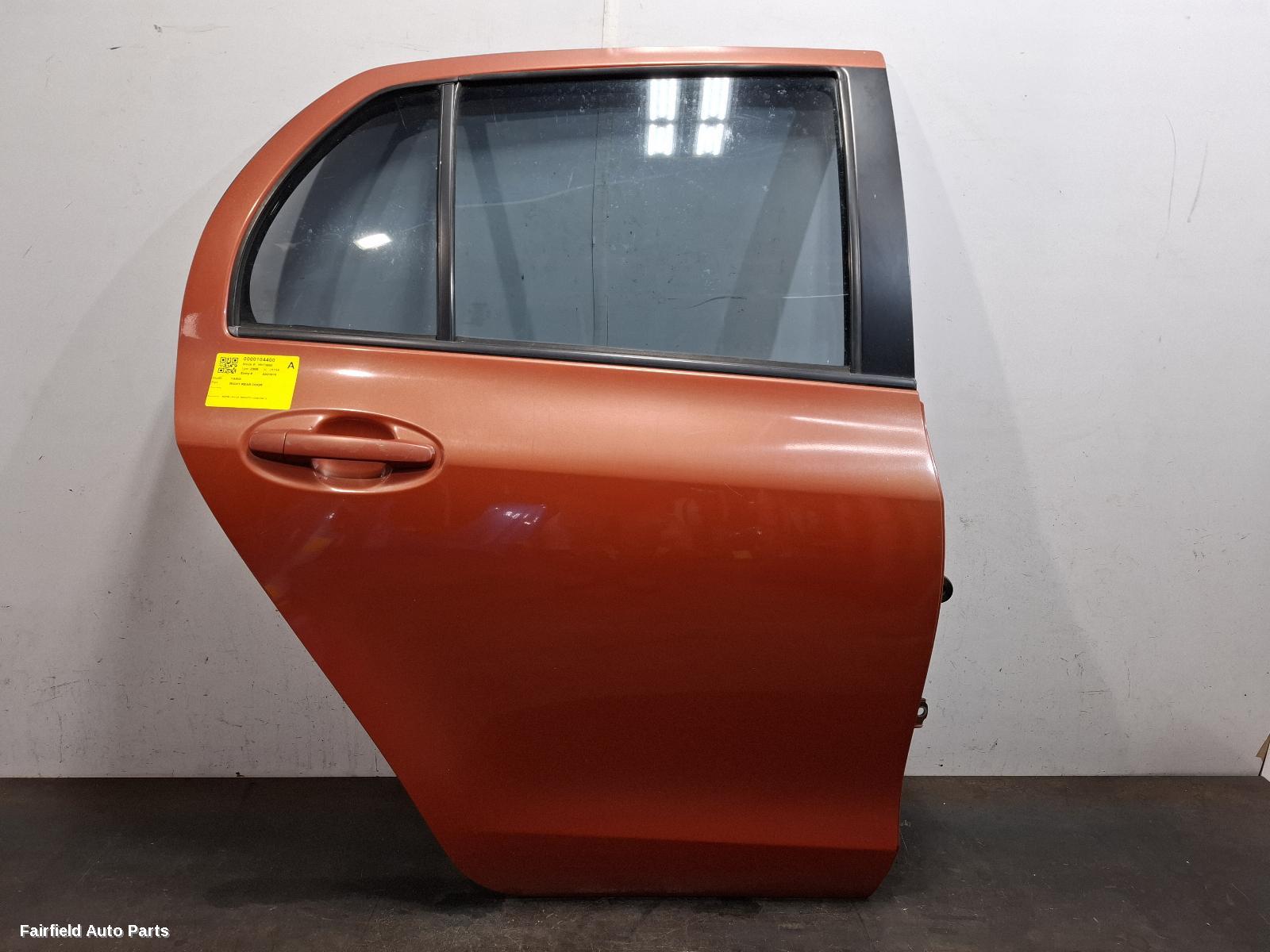 2006 Toyota Yaris Right Rear Door Sliding