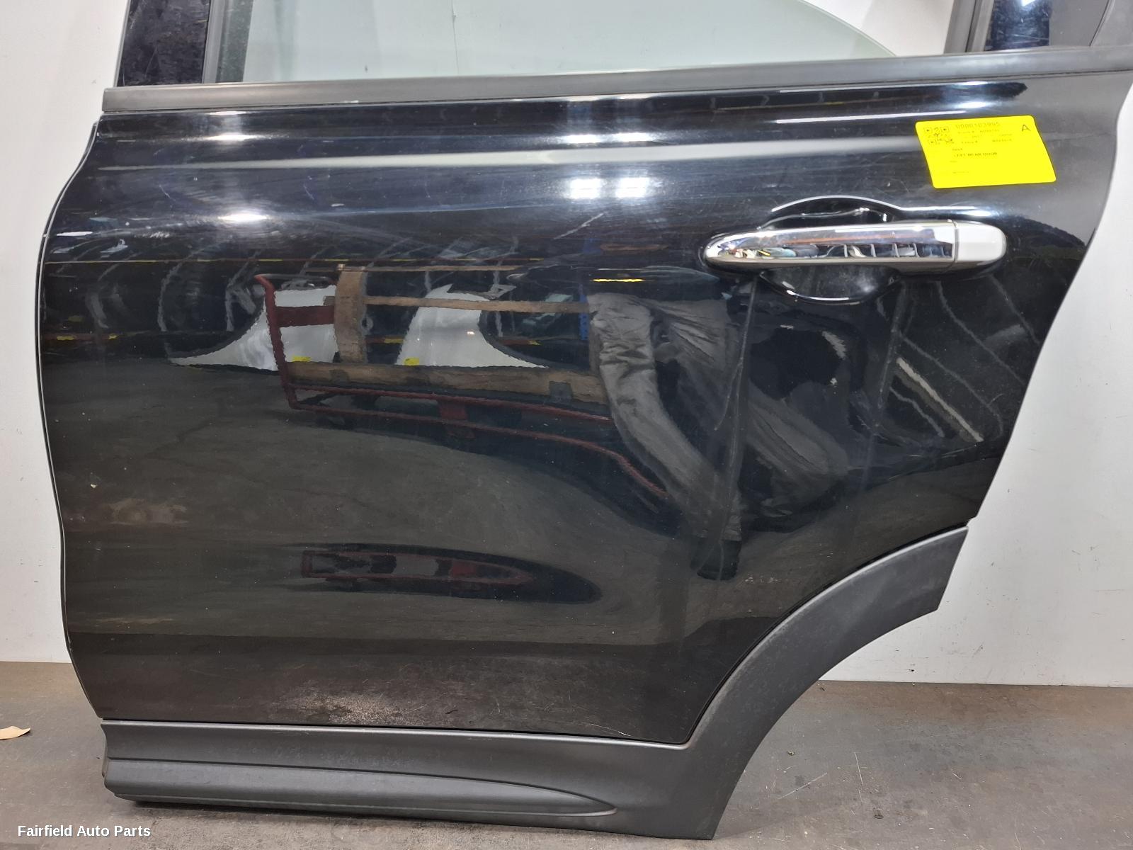 2017 Fiat 500x Left Rear Door Sliding