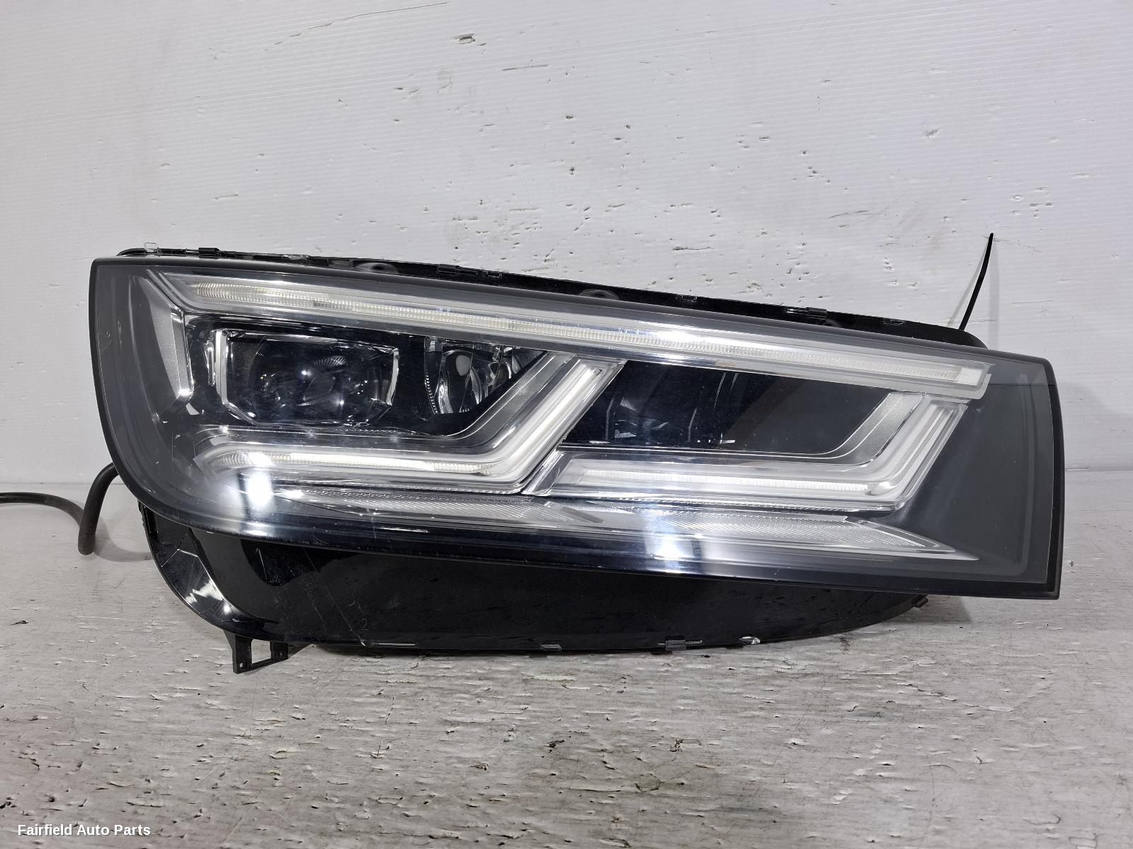 2017-2020 Audi Q5 Right Headlamp