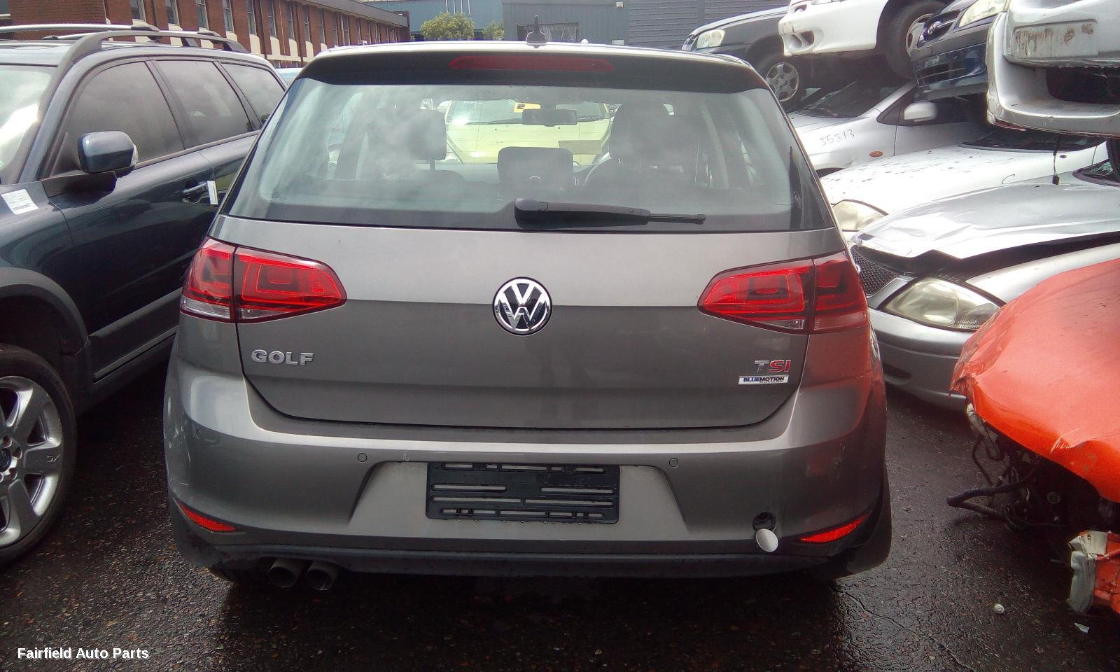 2013-2017 Volkswagen Golf Rear Garnish