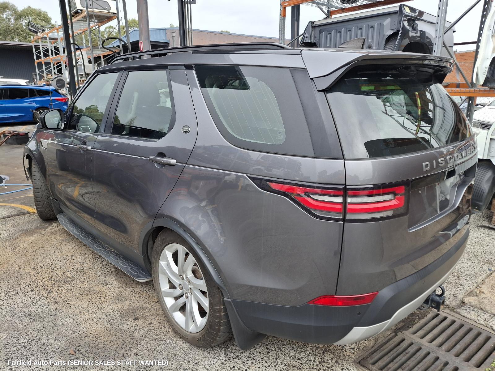 2017 Land Rover Discovery Radiator Support