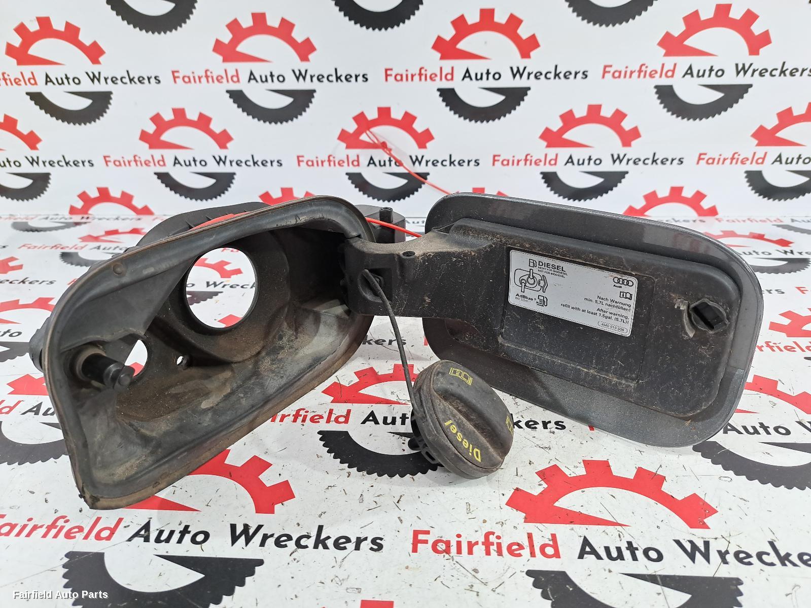 2015-2025 Audi Q7 Fuel Door Filler