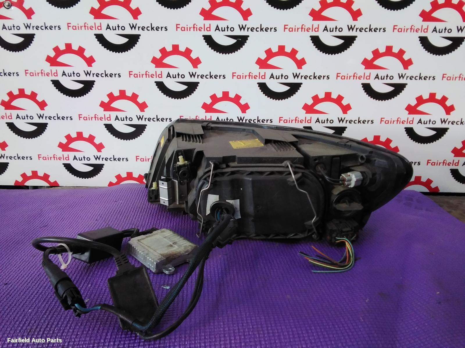 2005 Volvo S40 Right Headlamp