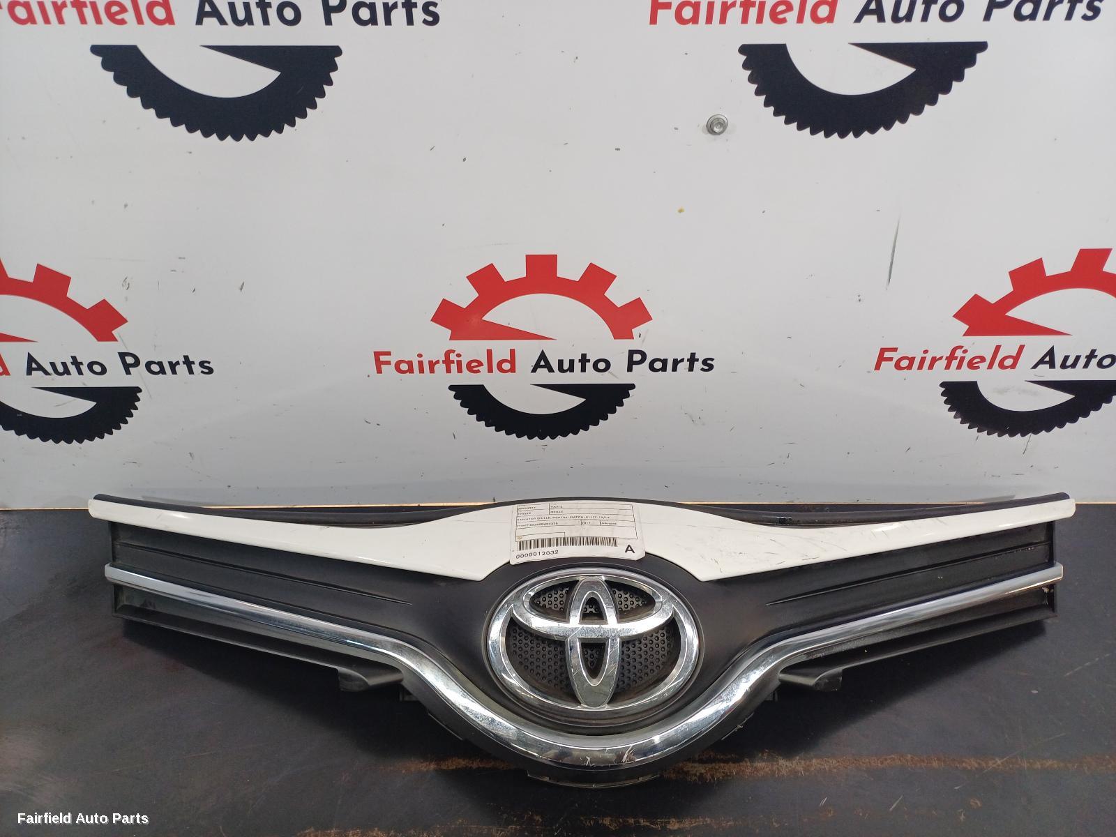 2014-2016 Toyota Yaris Grille