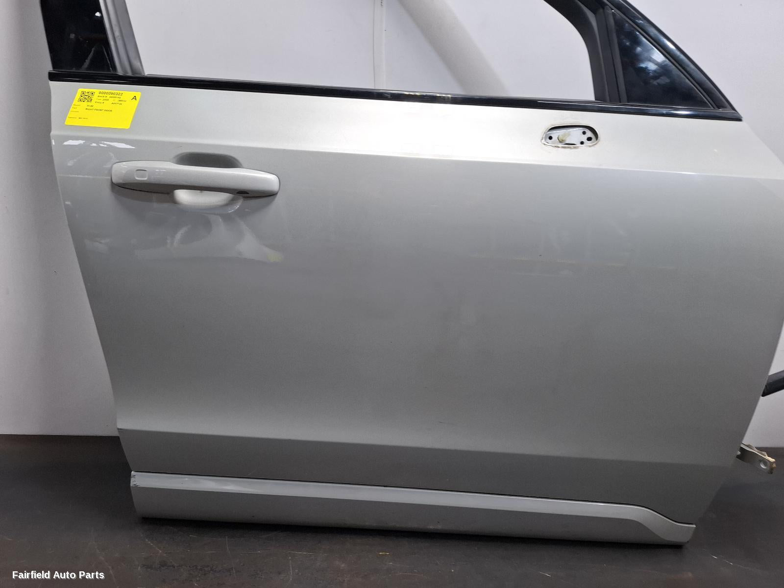 2015-2026 Volvo Xc90 Right Front Door