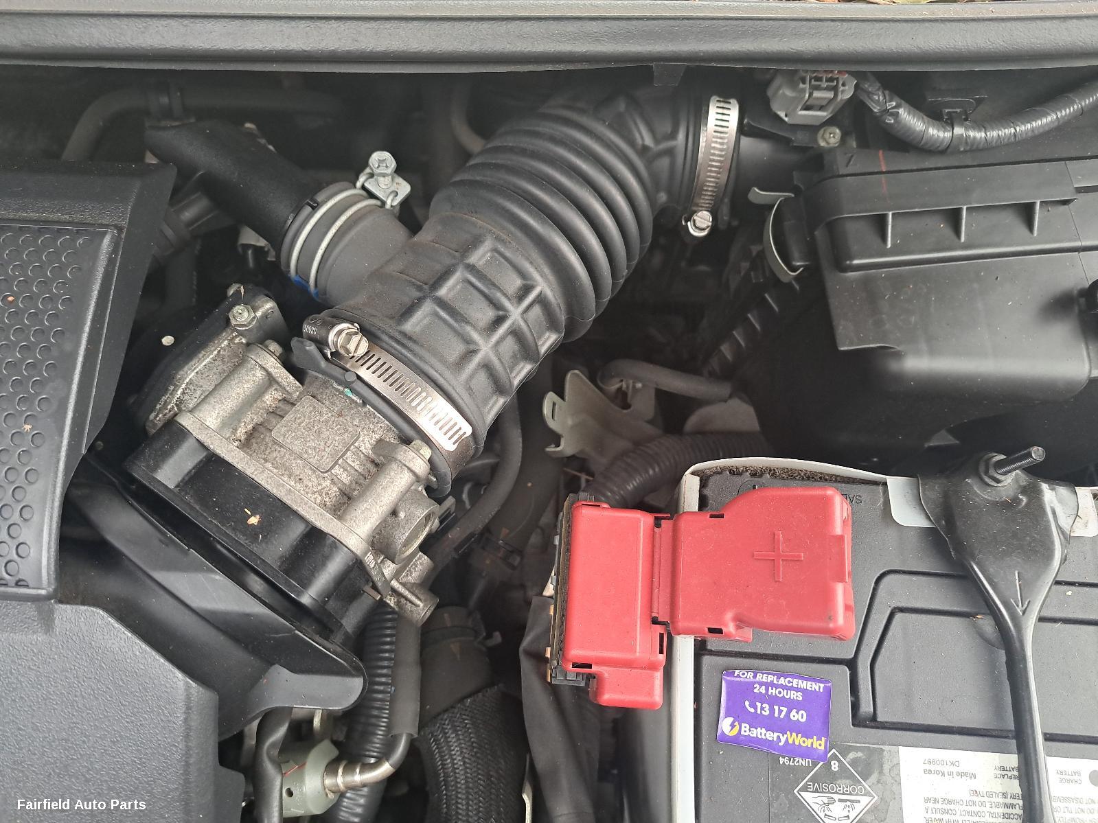 2013 Nissan Pulsar Parcel Shelf