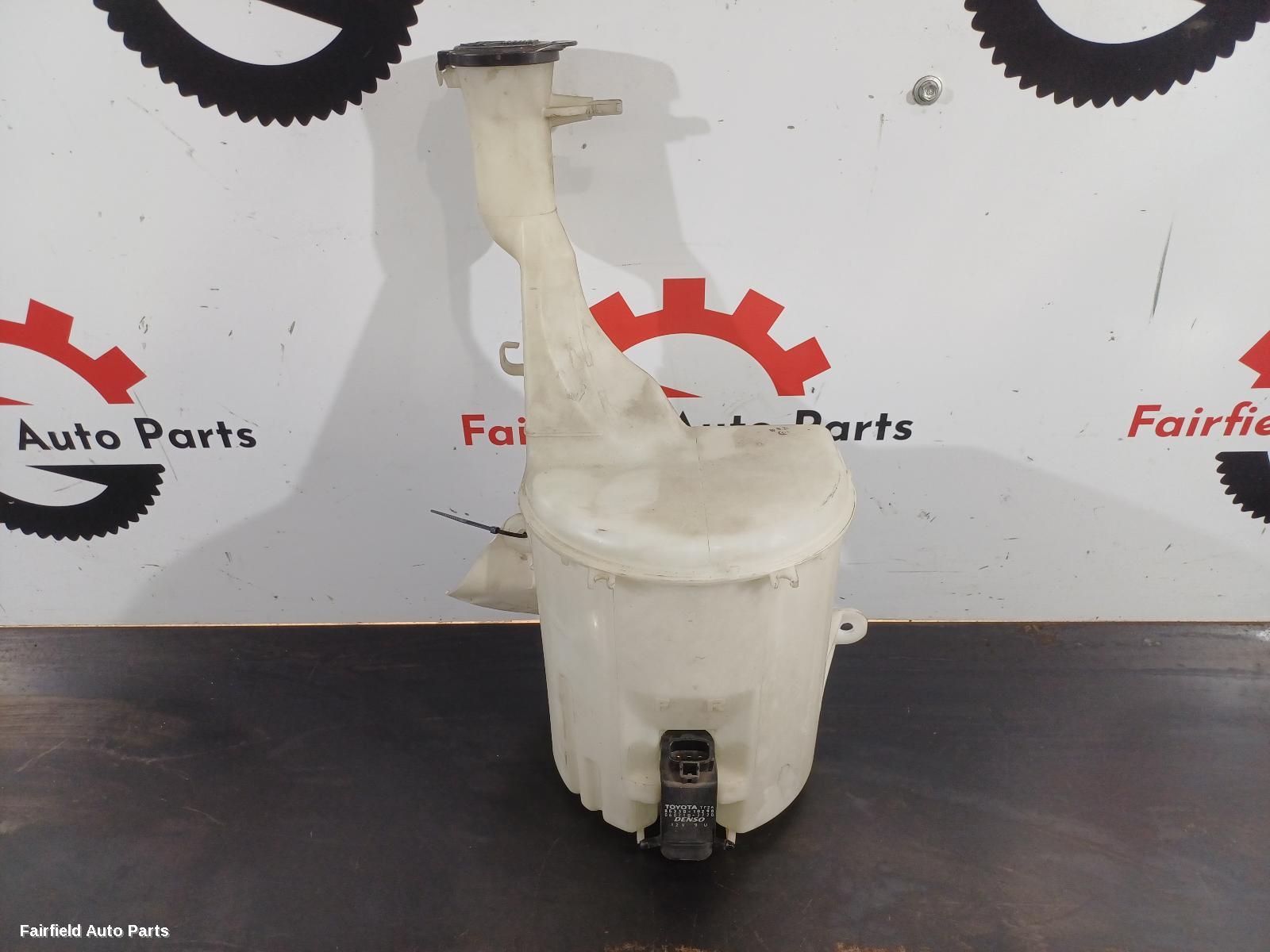 1999-2005 Toyota Echo Washer Bottle