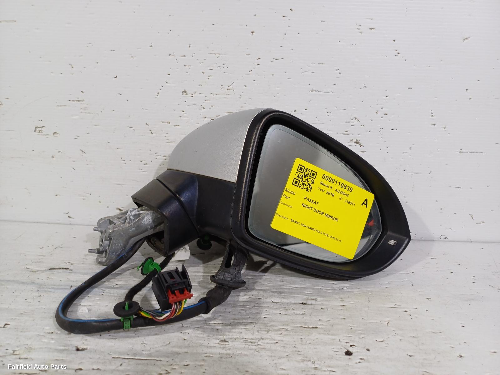 2015-2019 Volkswagen Passat Right Door Mirror