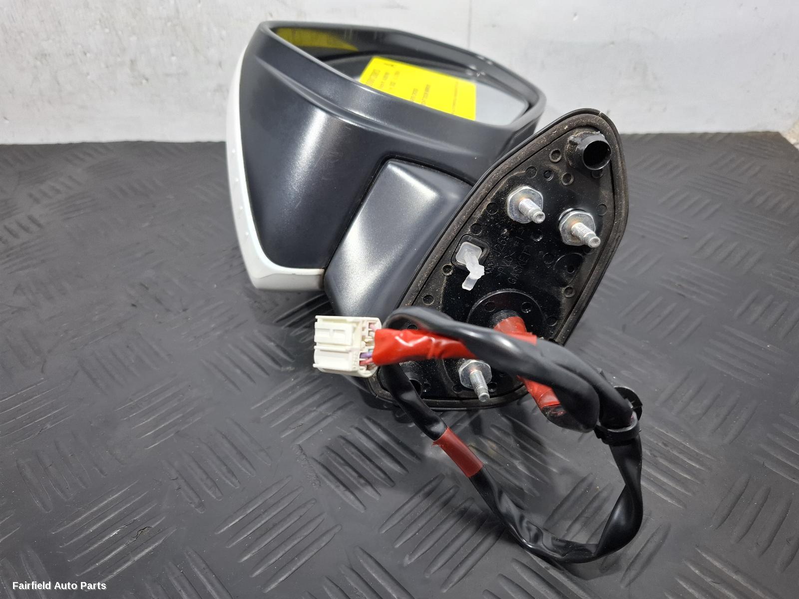 2020-2026 Toyota Yaris Cross Right Door Mirror