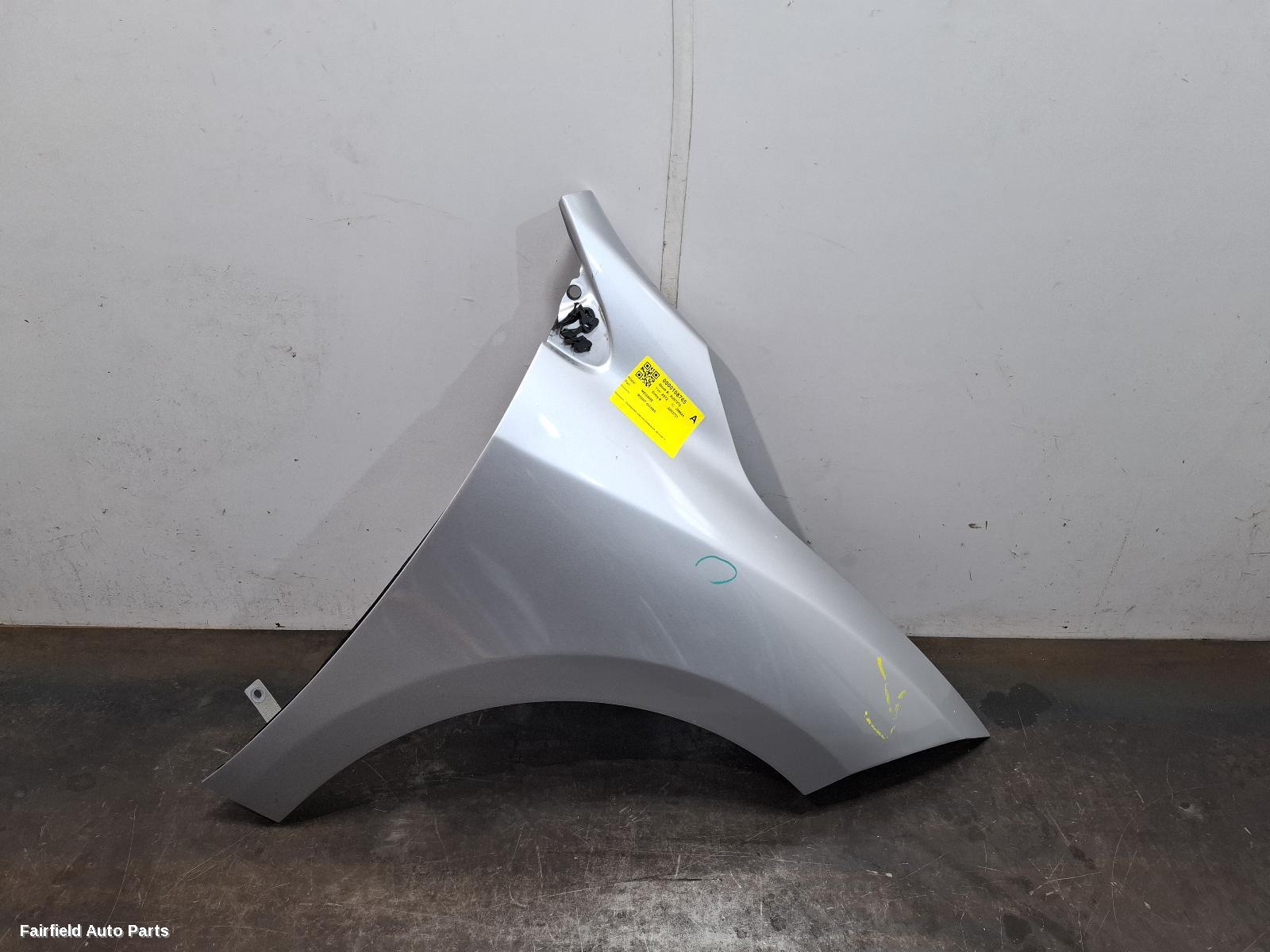 2010-2014 Renault Megane Right Guard
