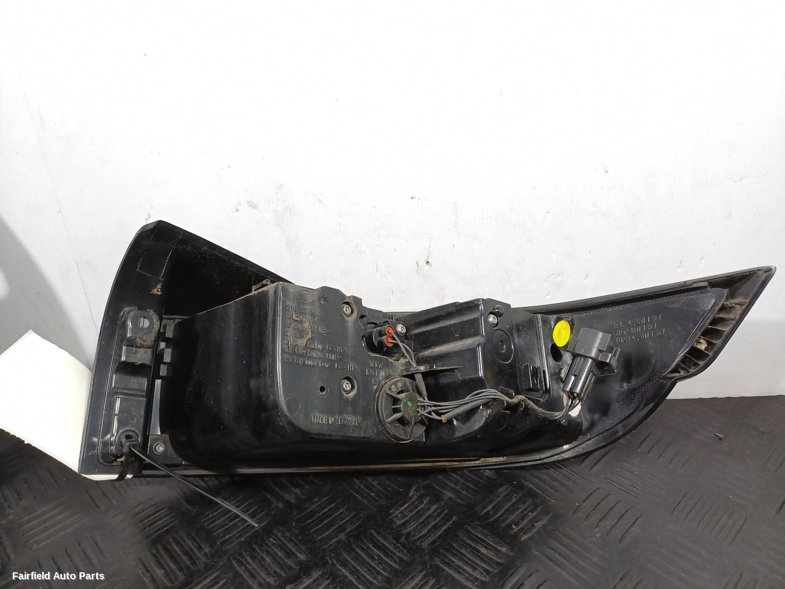 2015-2019 Land Rover Rangerover Evoque Left Taillight