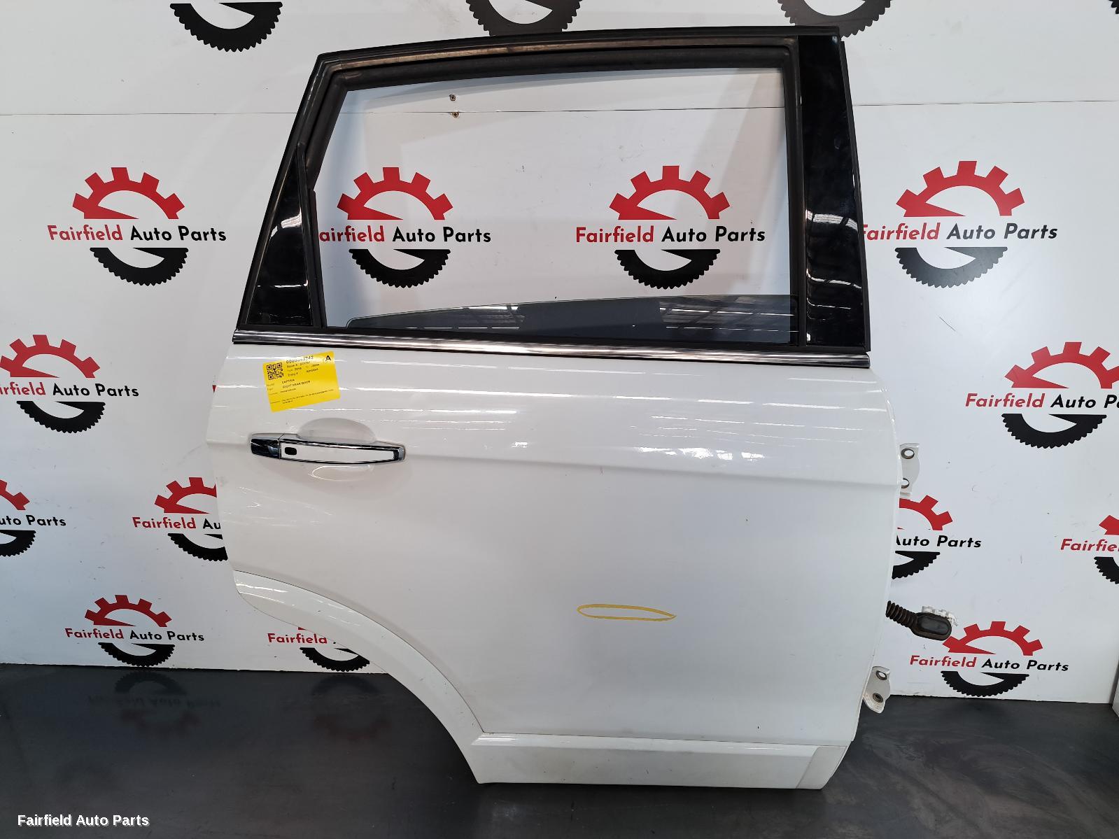 2016 Holden Captiva Right Rear Door Sliding