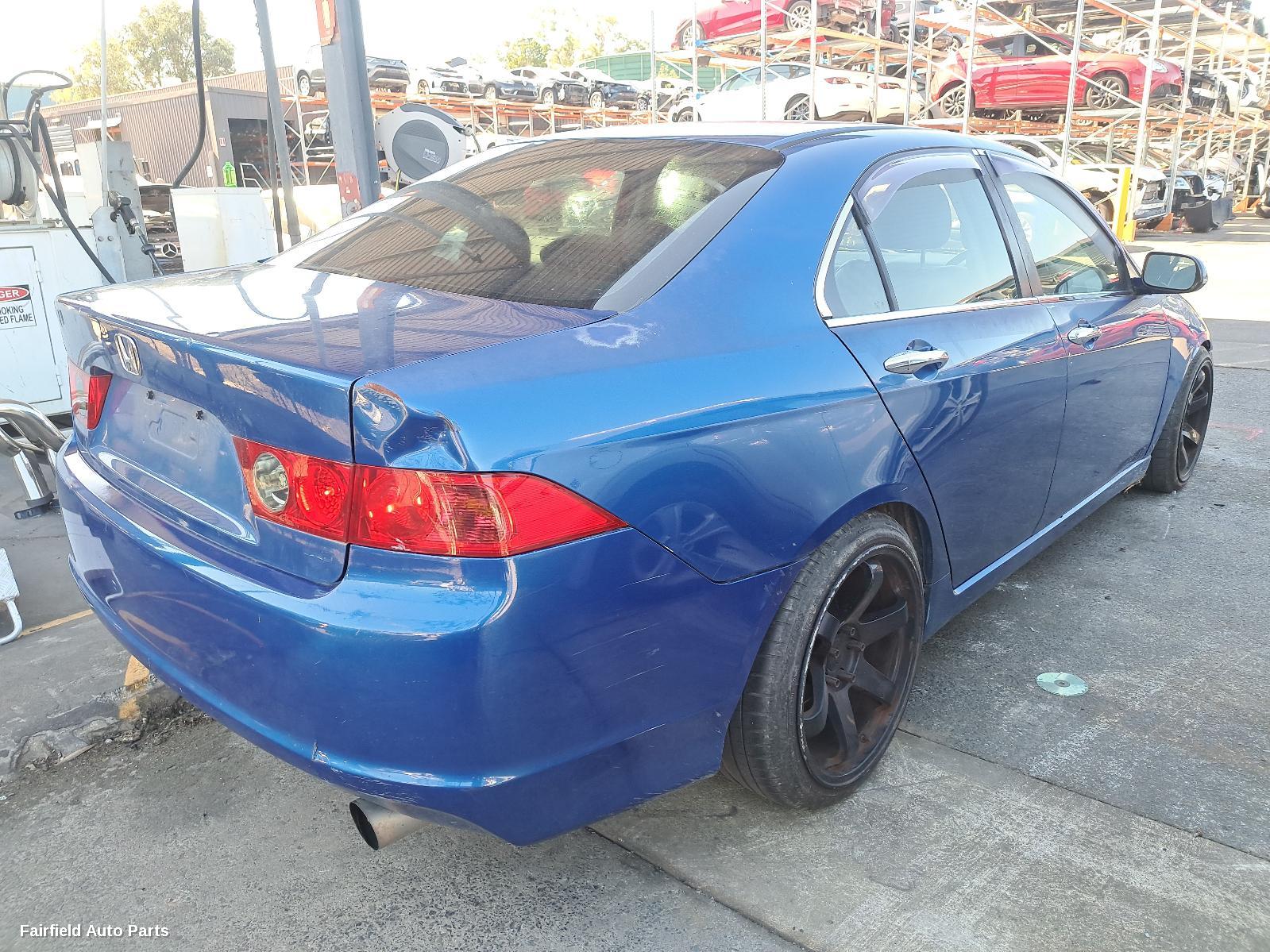 2004 Honda Accord Left Taillight