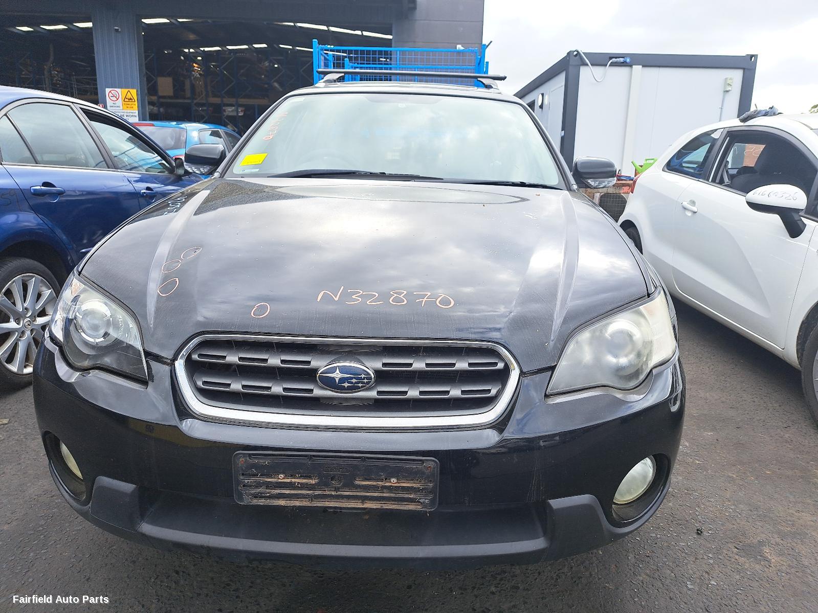 2005 Subaru Outback Left Guard