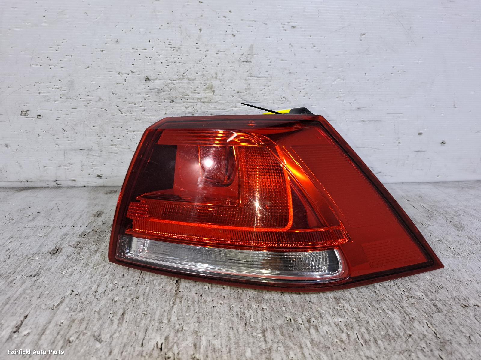 2012-2017 Volkswagen Golf Right Taillight