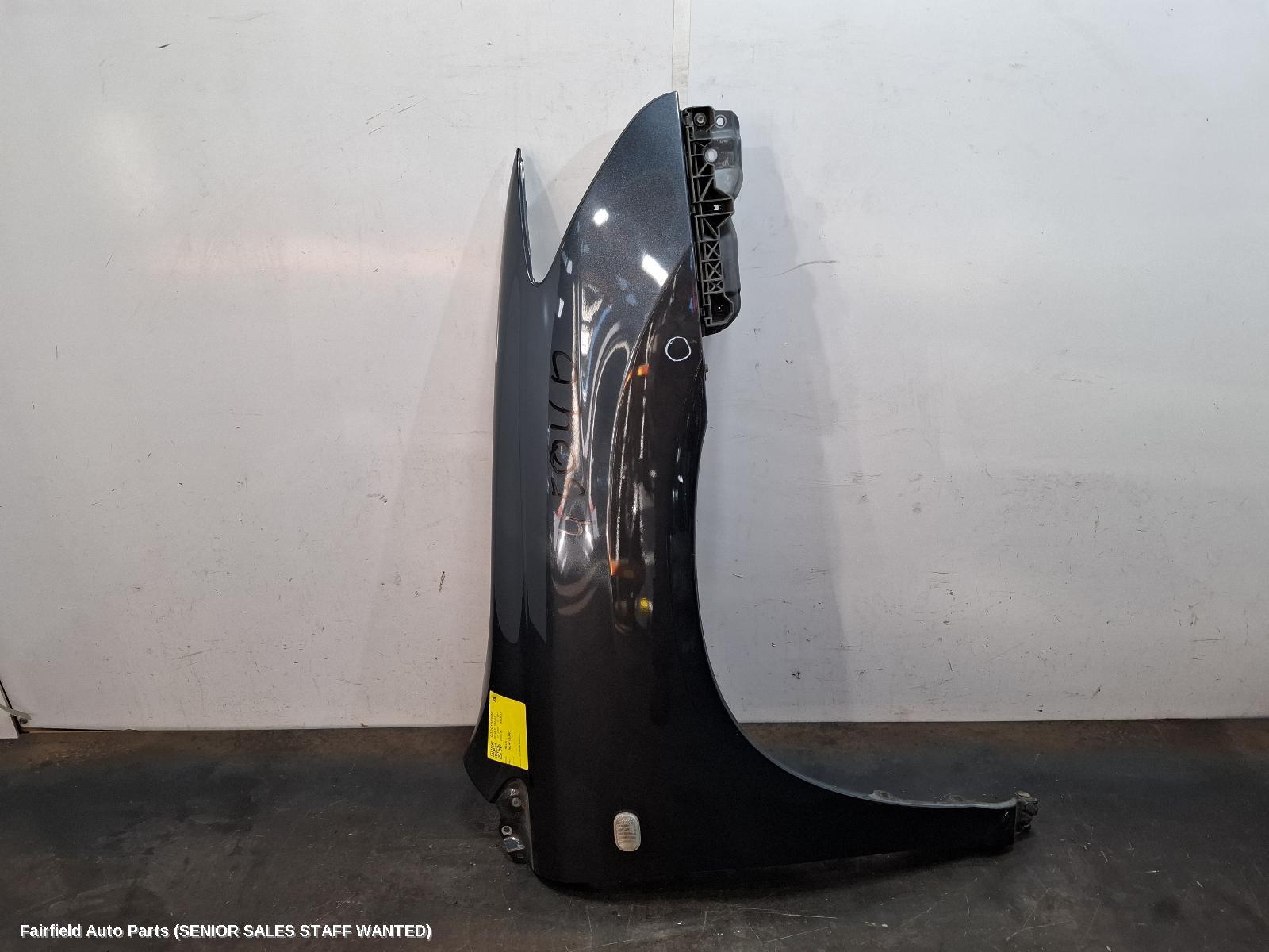 2006 Lexus Rx Series Right Guard