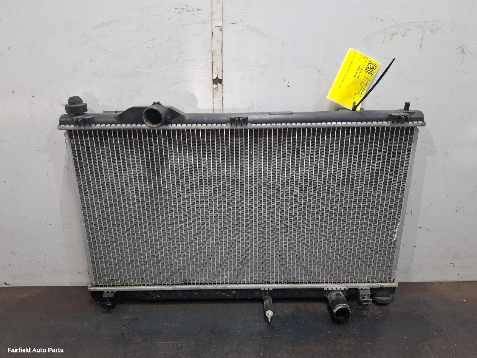 2005-2014 Lexus Is250/is250c Radiator