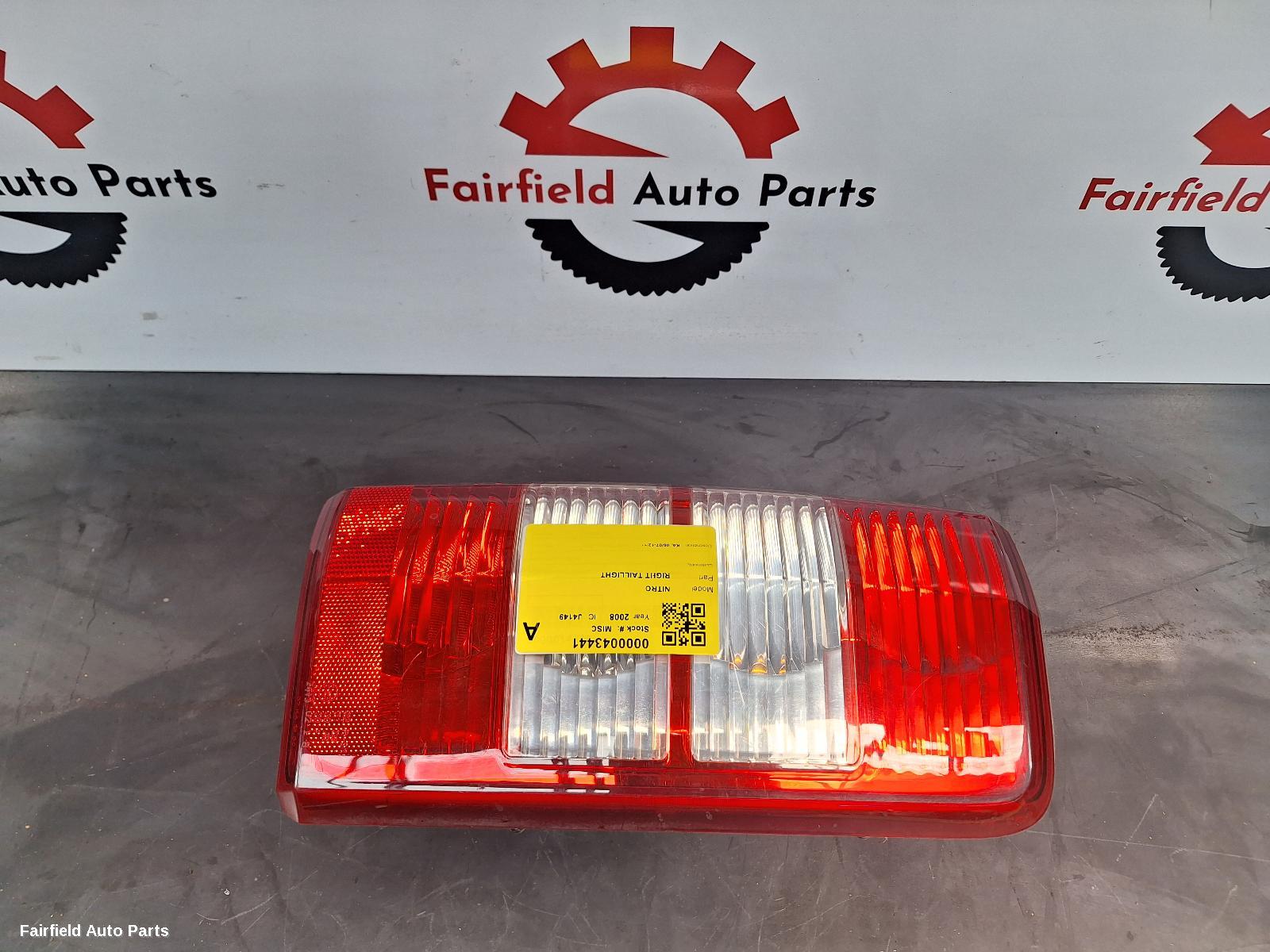 2008 Dodge Nitro Right Taillight