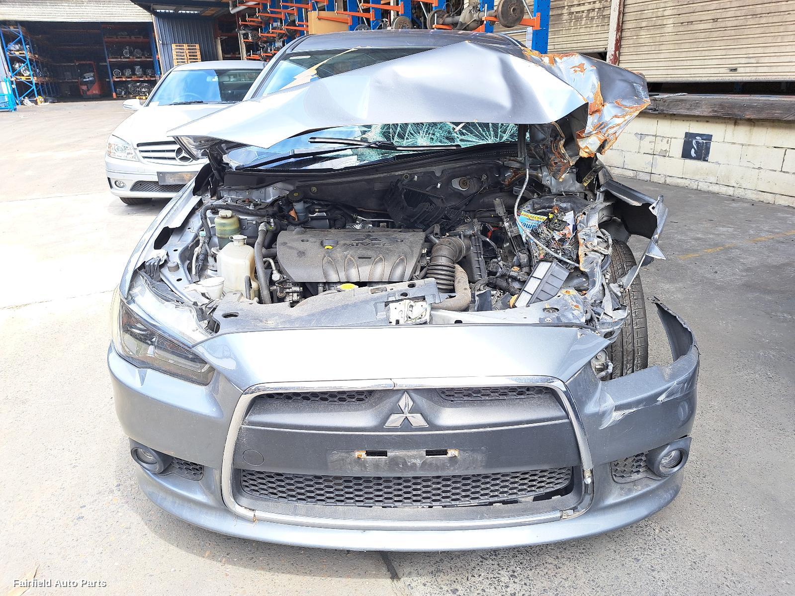 2011 Mitsubishi Lancer Right Front Strut