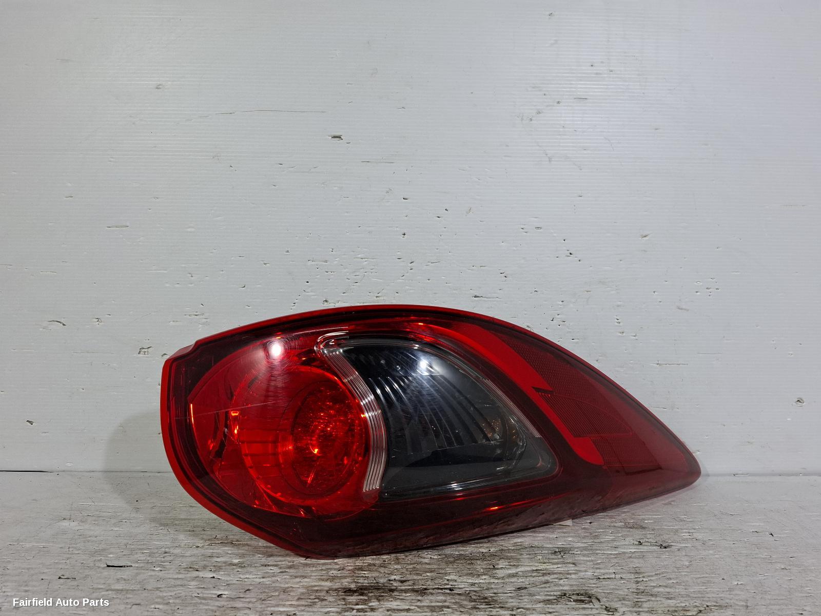 2012-2016 Mazda Cx5 Left Taillight