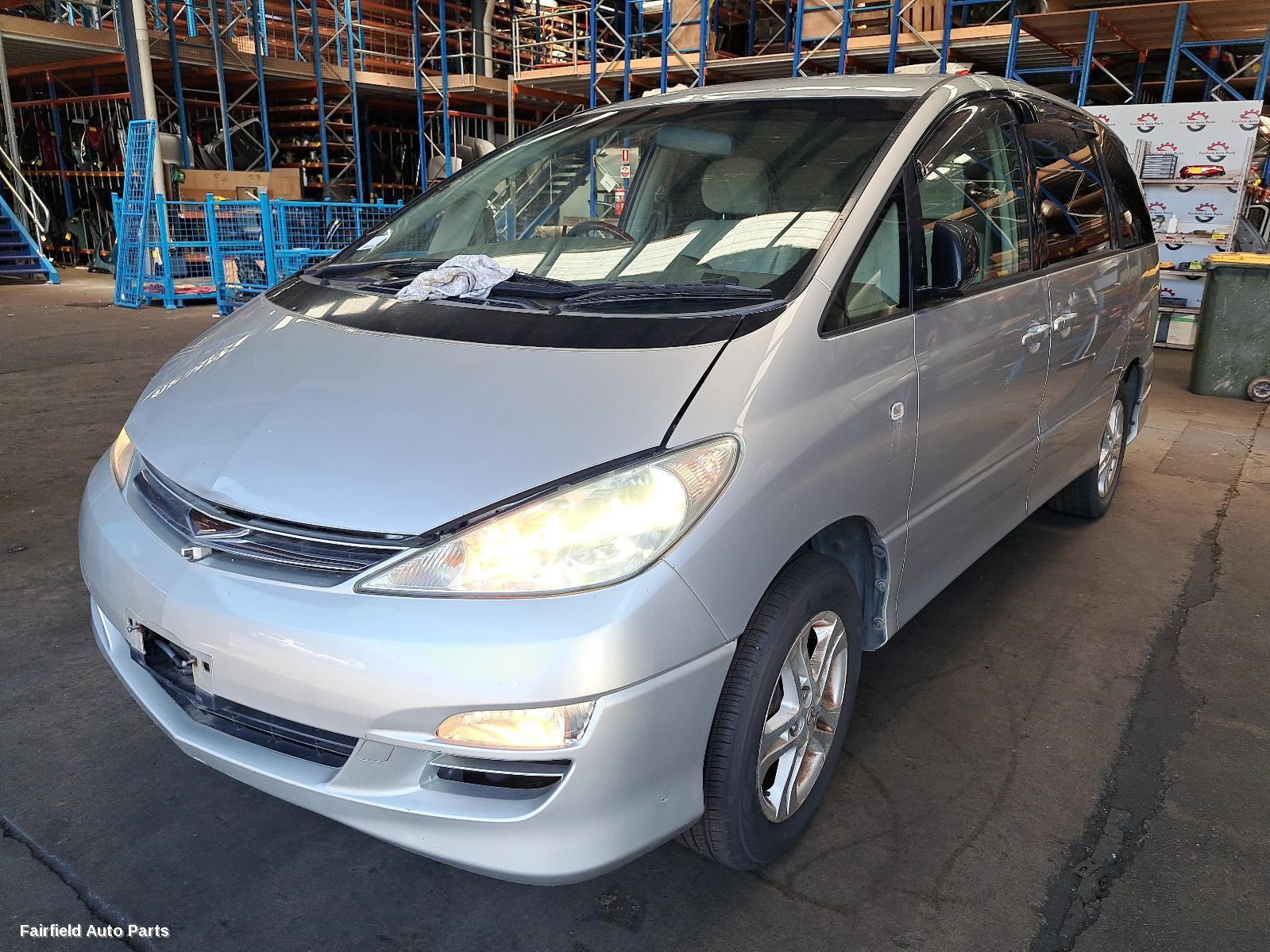 2005 Toyota Estima Right Taillight