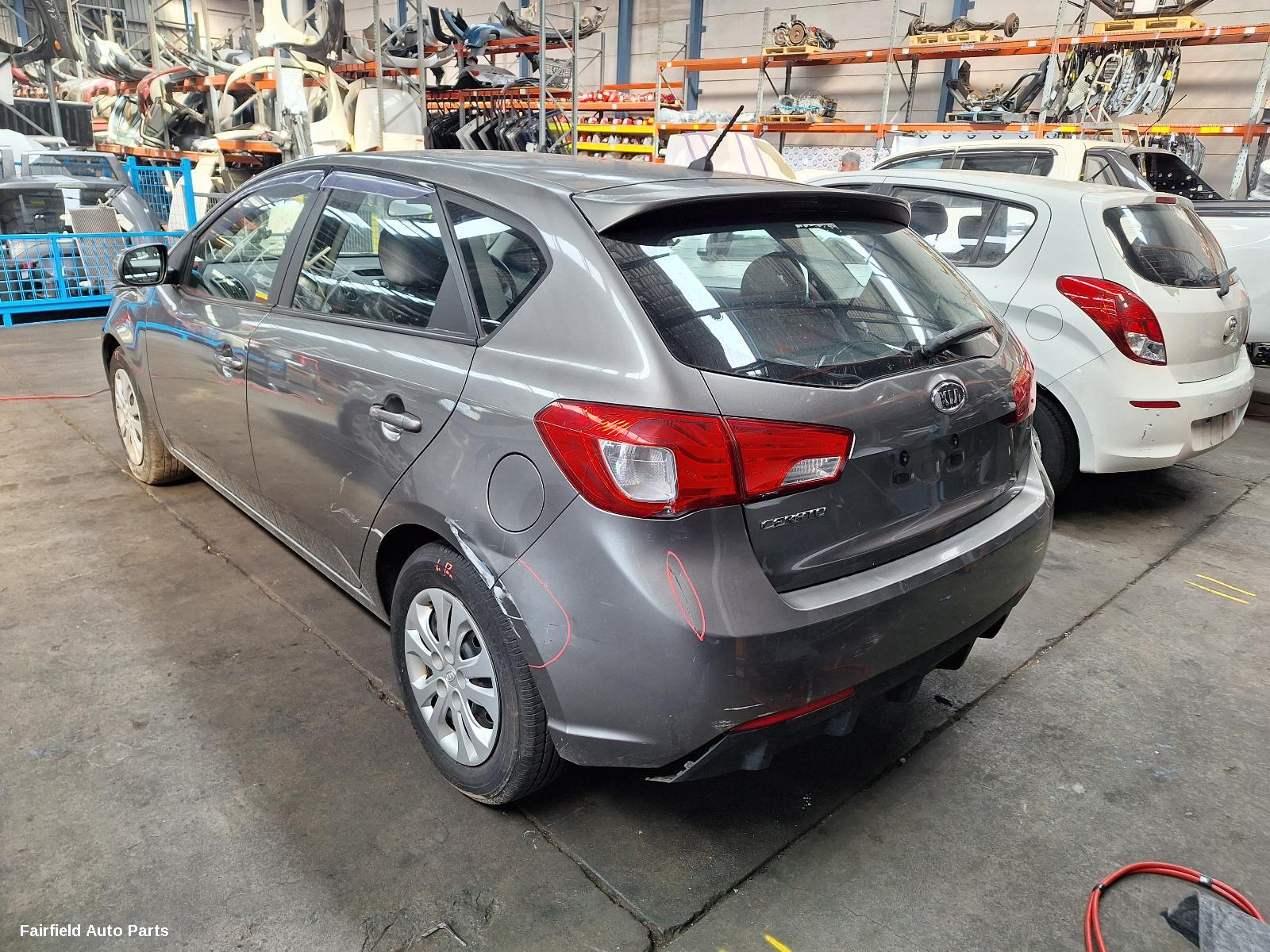 2011 Kia Cerato Radiator