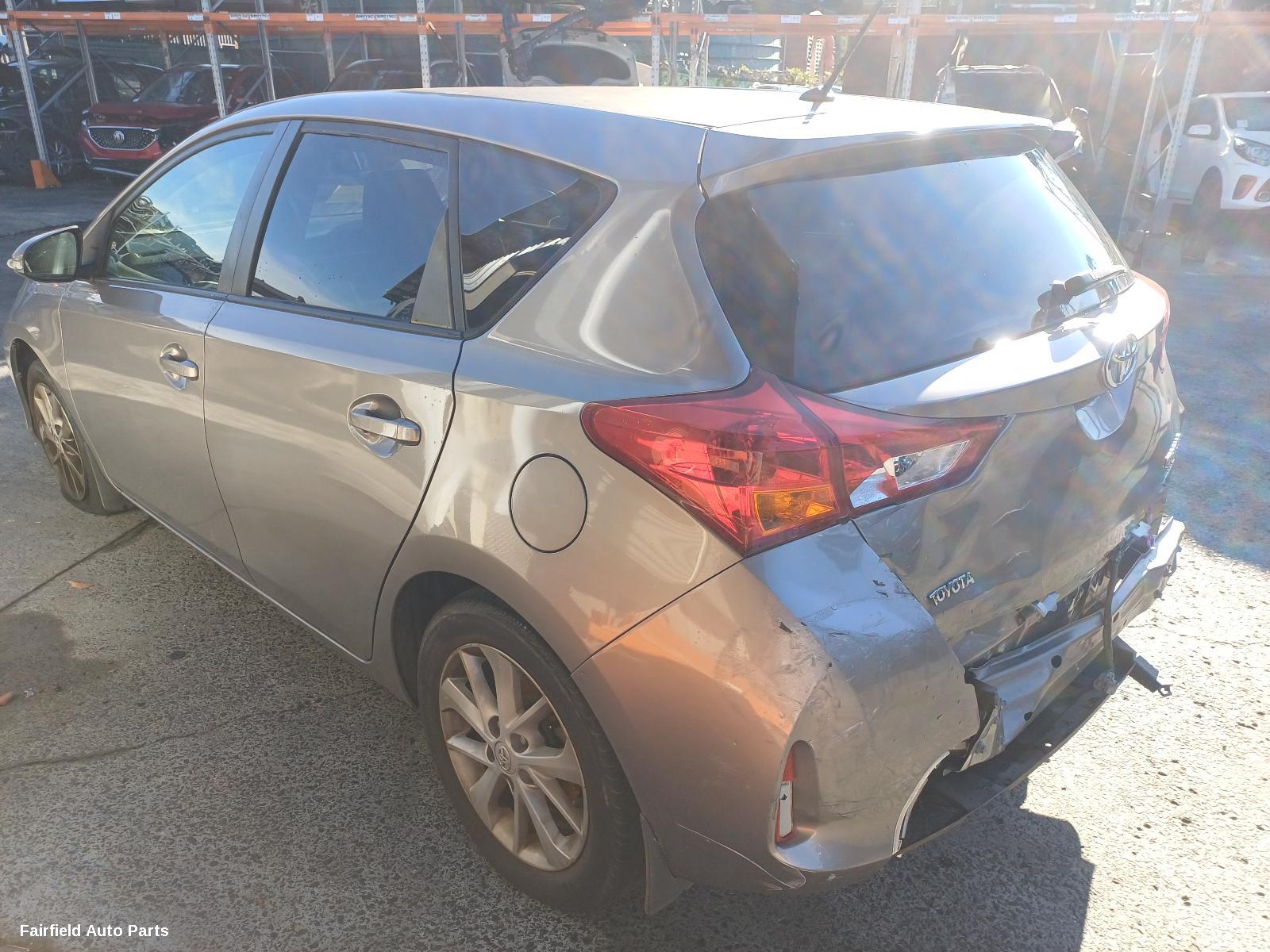 2013 Toyota Corolla Right Taillight