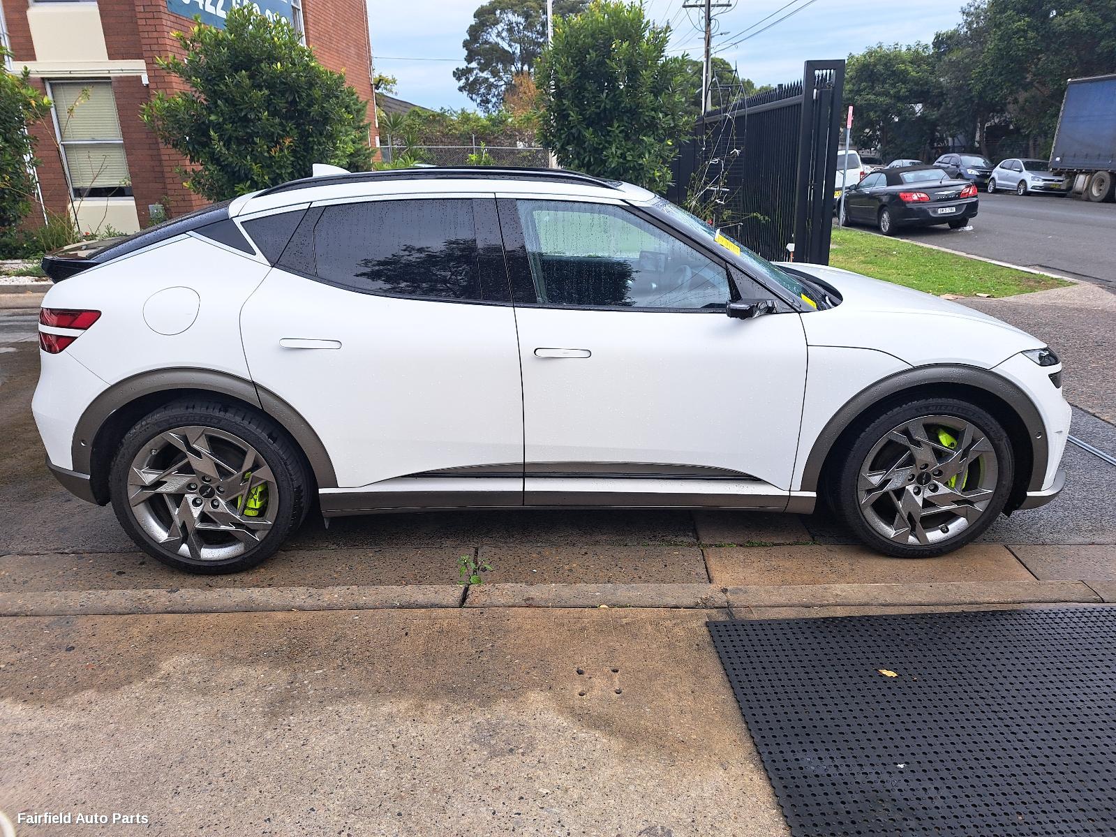 2022 Genesis Gv60 Right Rear Door Window