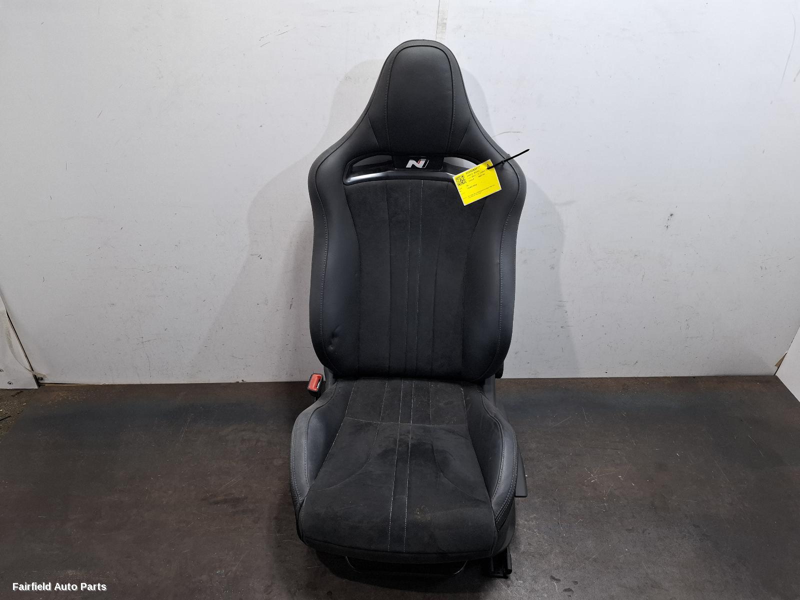 2017-2025 Hyundai I30 Seatbelt Stalk