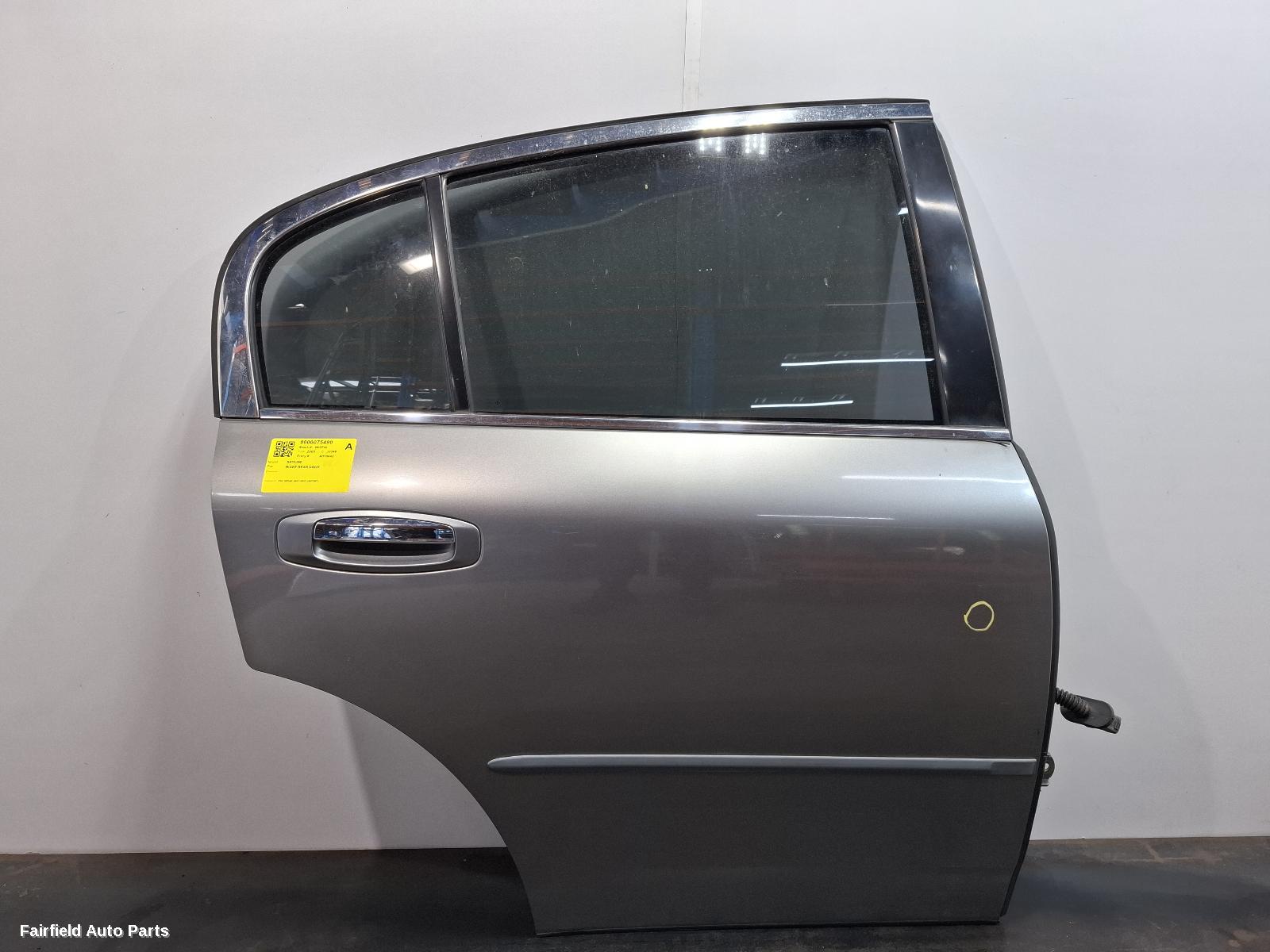 2001-2007 Nissan Skyline Right Rear Door Sliding